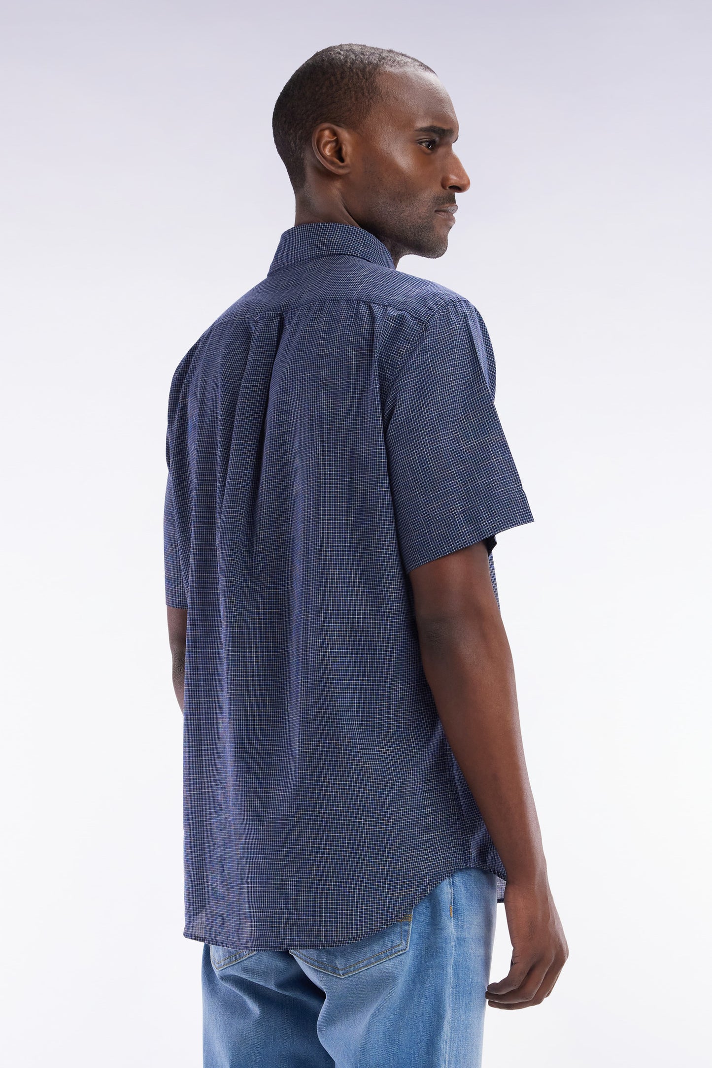 Straight short-sleeved indigo cotton shirt in microplaid print