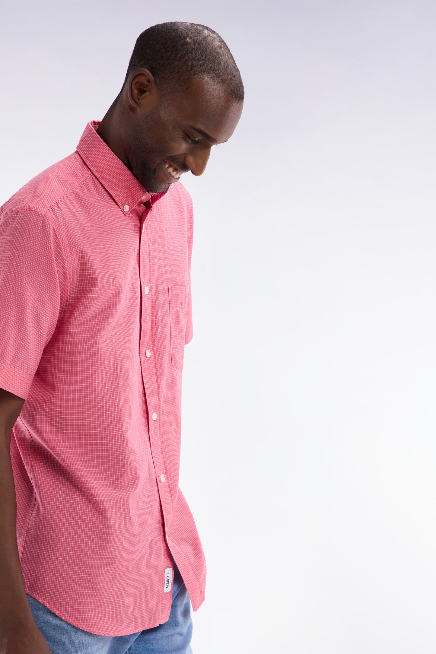 Straight short-sleeved pink cotton shirt in microplaid print