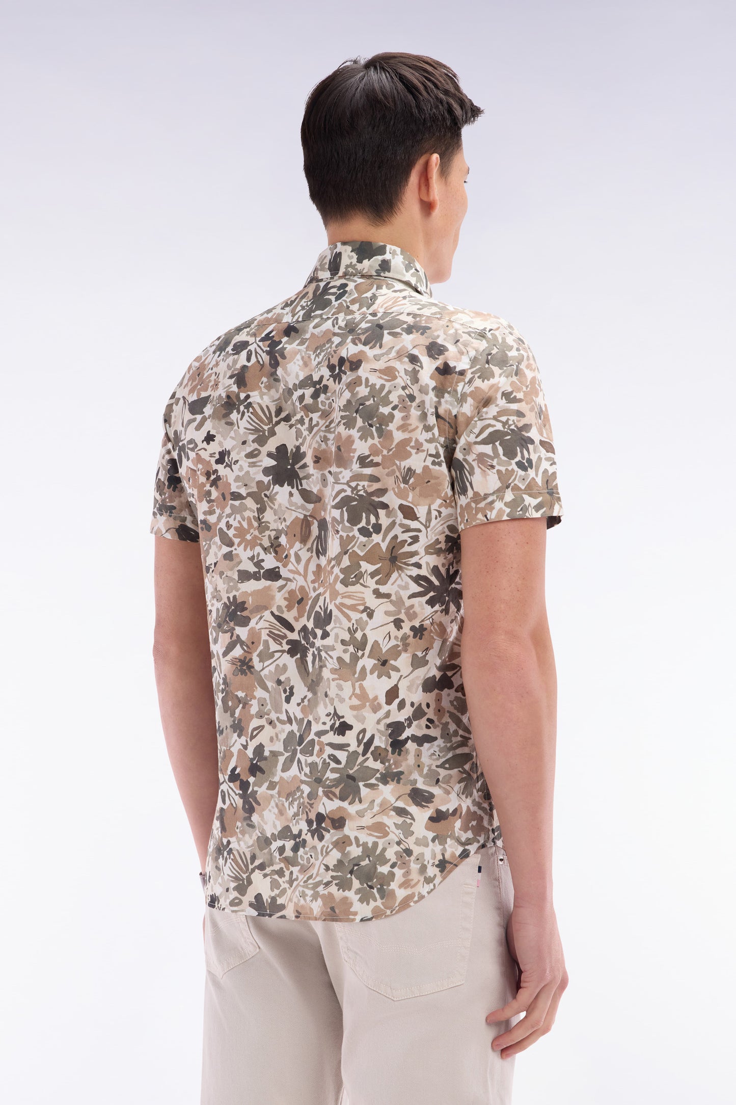 Slim-fit short-sleeved floral print shirt in khaki cotton