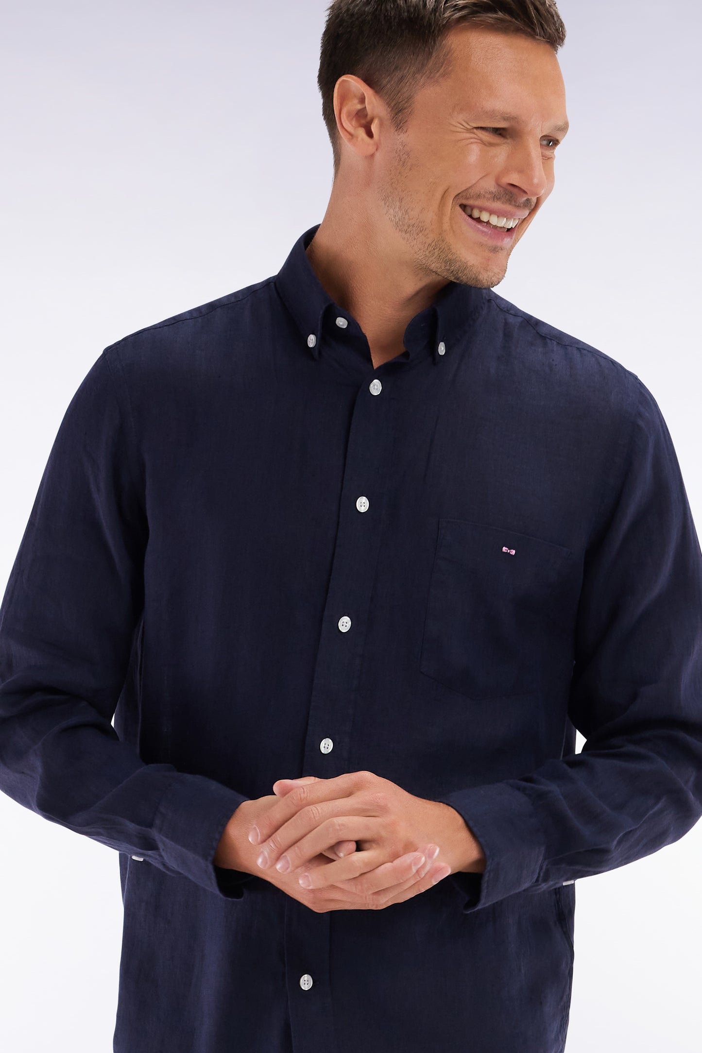 Straight-fit navy linen shirt