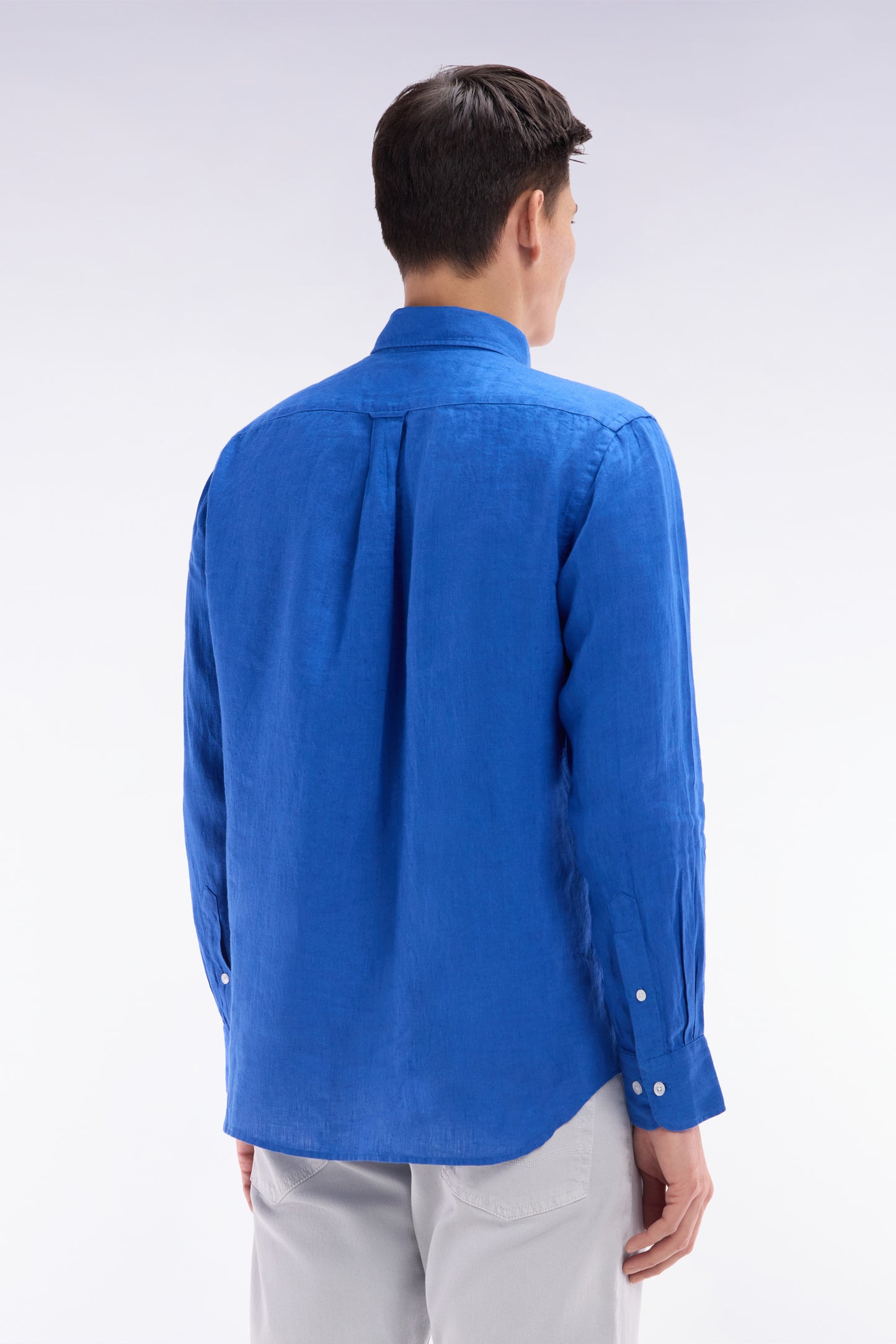 Straight-fit blue linen shirt