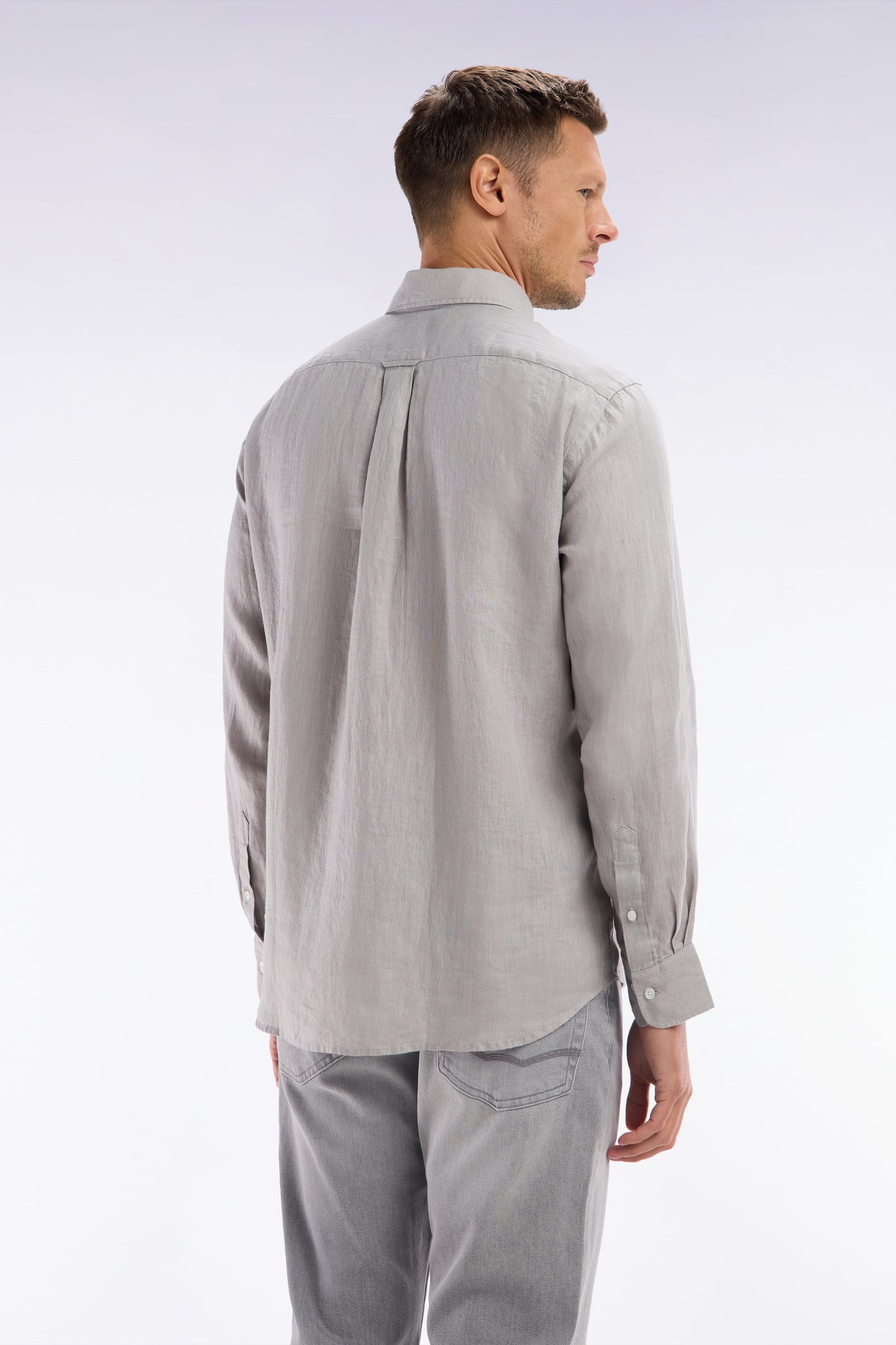 Chemise en lin gris unie coupe droite