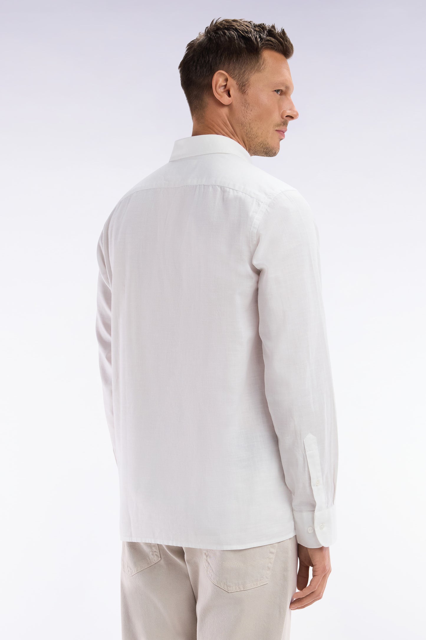 White cotton shirt with patch pocket