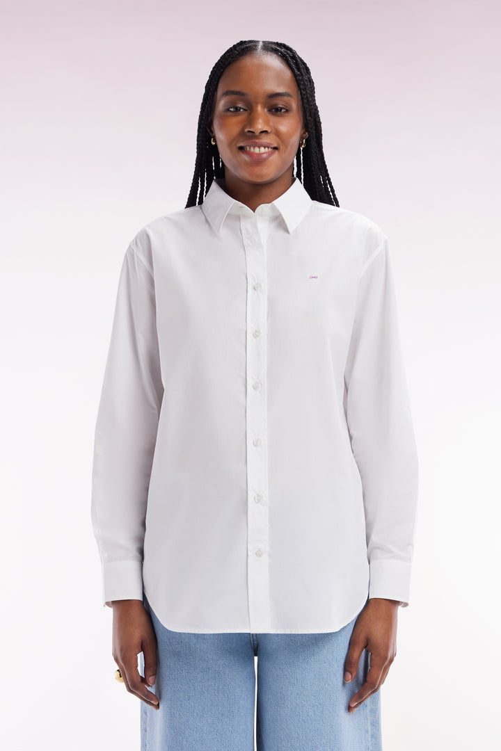 Chemise unie en coton blanc coupe décontractée