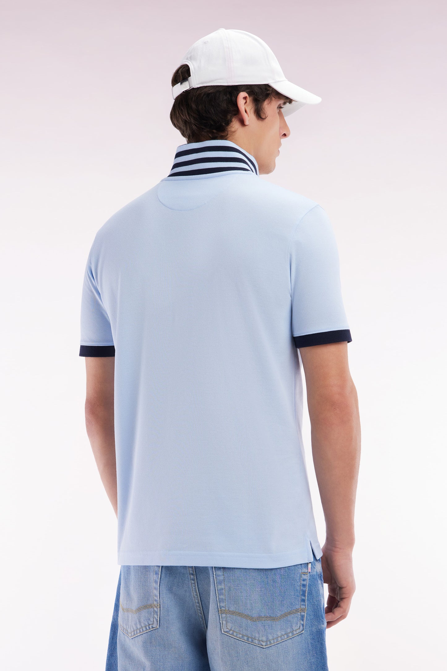 Straight-cut short-sleeved polo shirt in sky blue Pima cotton piqué with striped under collar