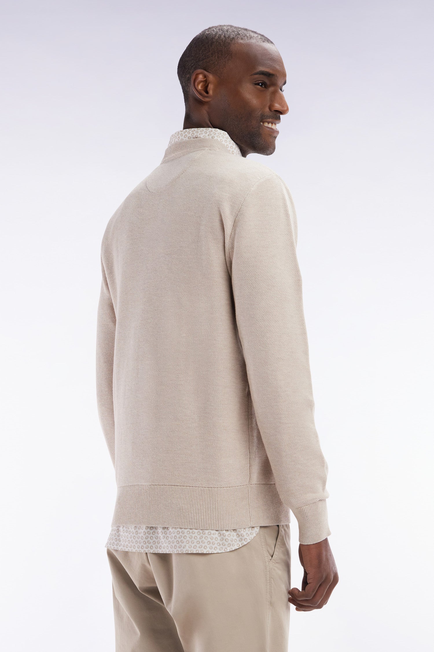 Pull col rond en coton nid d'abeille beige coupe droite