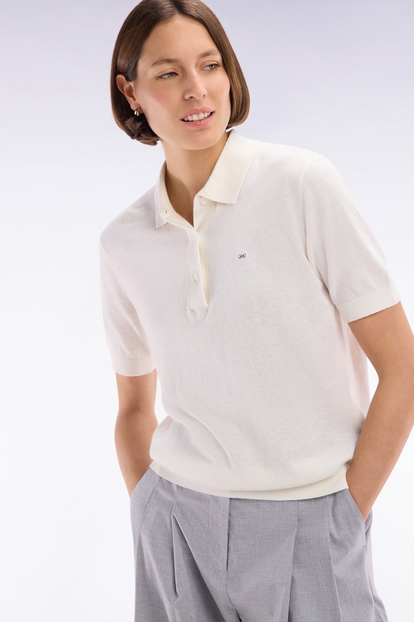 Straight-fit short-sleeved ecru jumper with polo collar