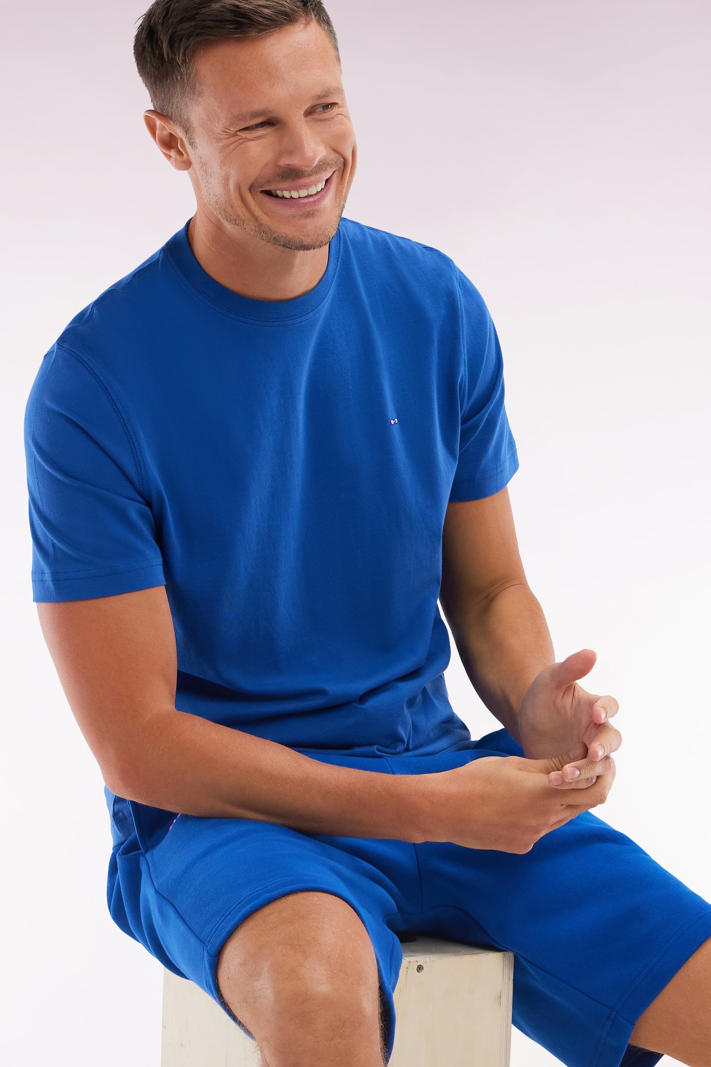 Straight-fit dark blue Pima cotton T-shirt with back embroidery