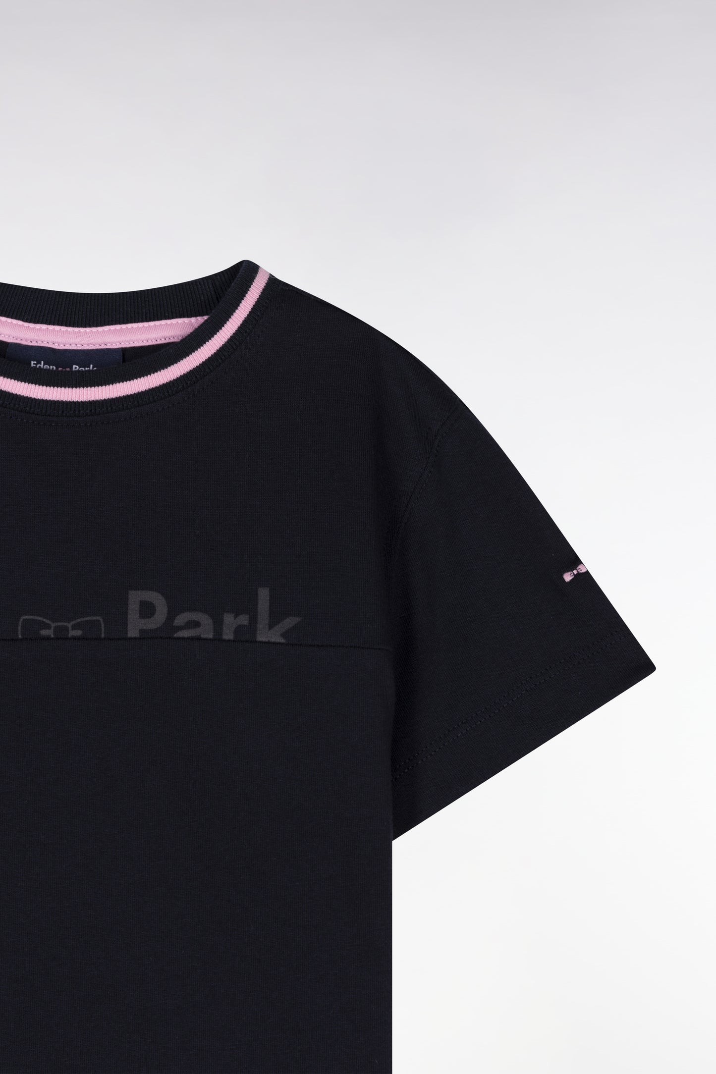 Navy cotton T-shirt with pink details, straight cut