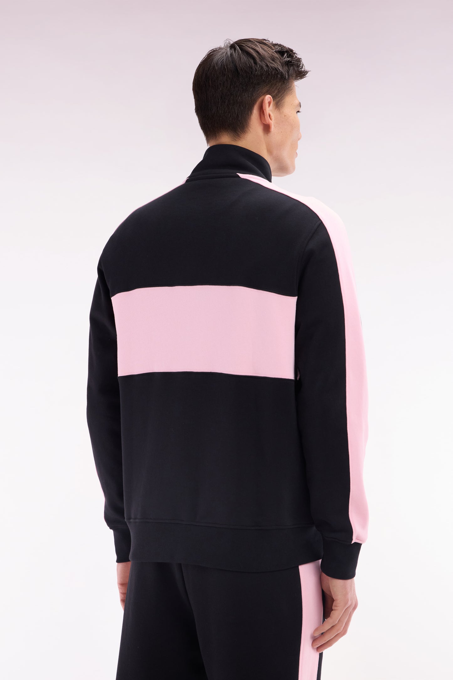 Sweatshirt New Zealand en molleton coton noir et rose coupe décontractée