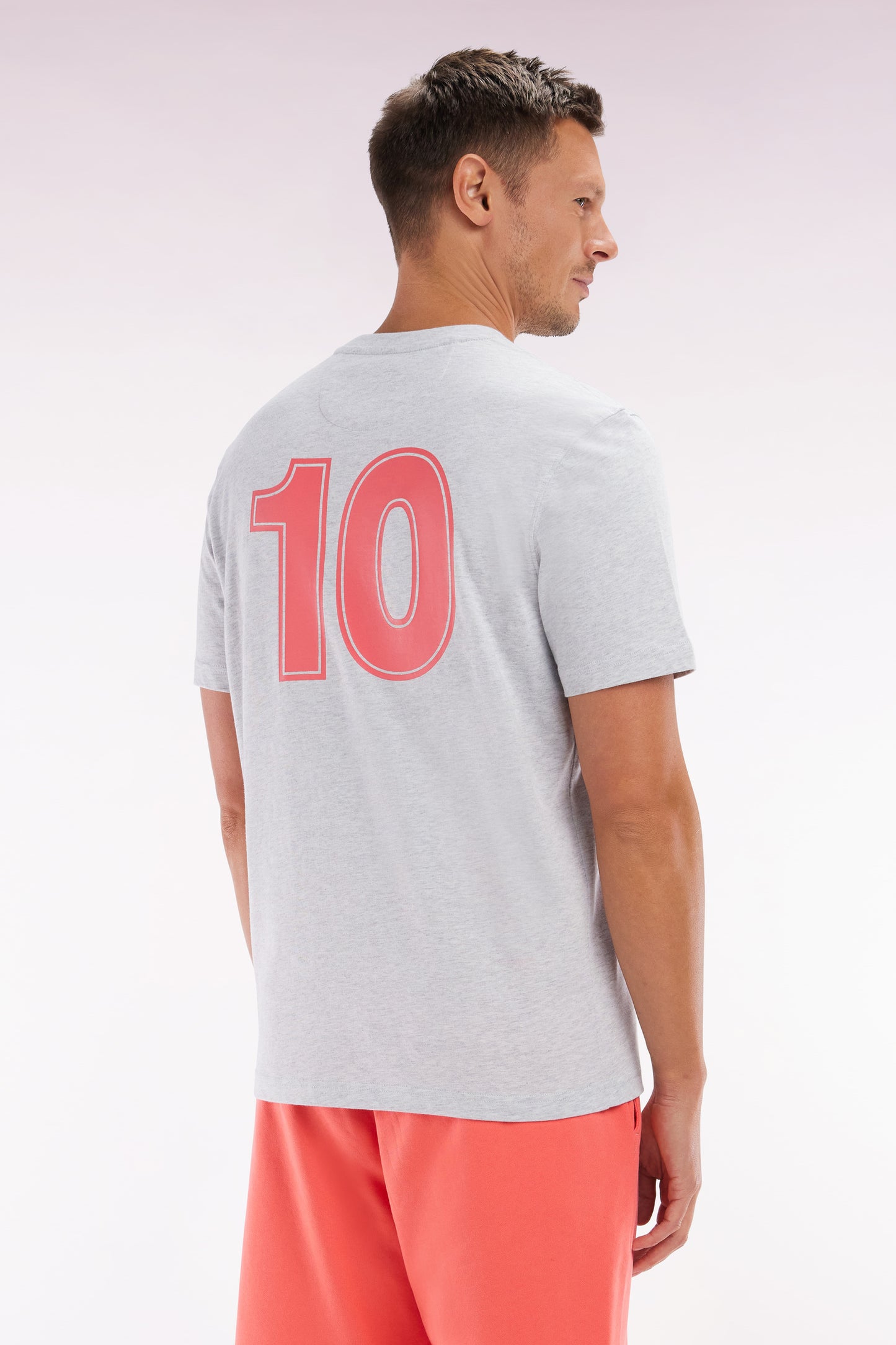 T-shirt 10 en coton gris et rouge coupe décontractée