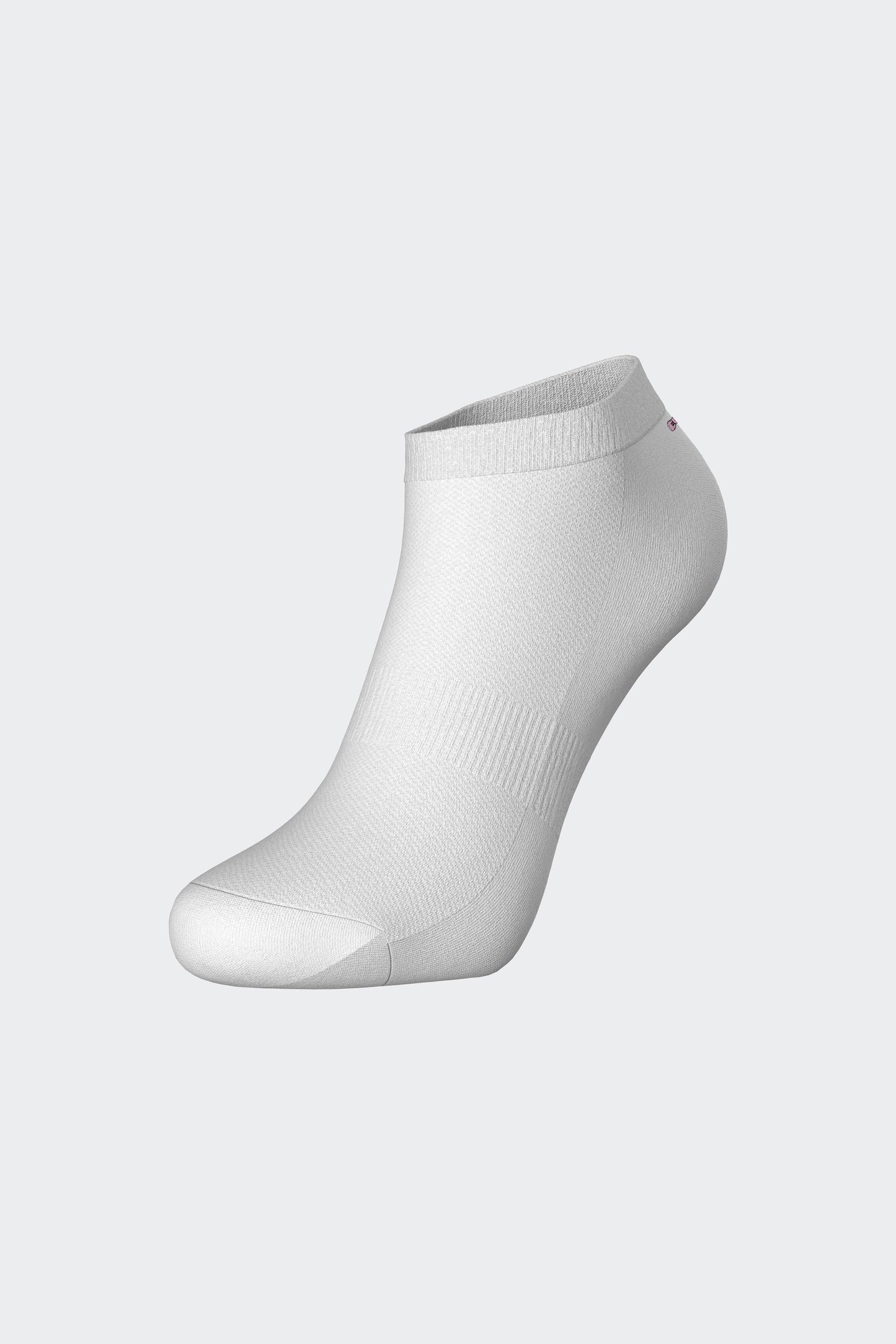 Pair of white cotton blend low socks