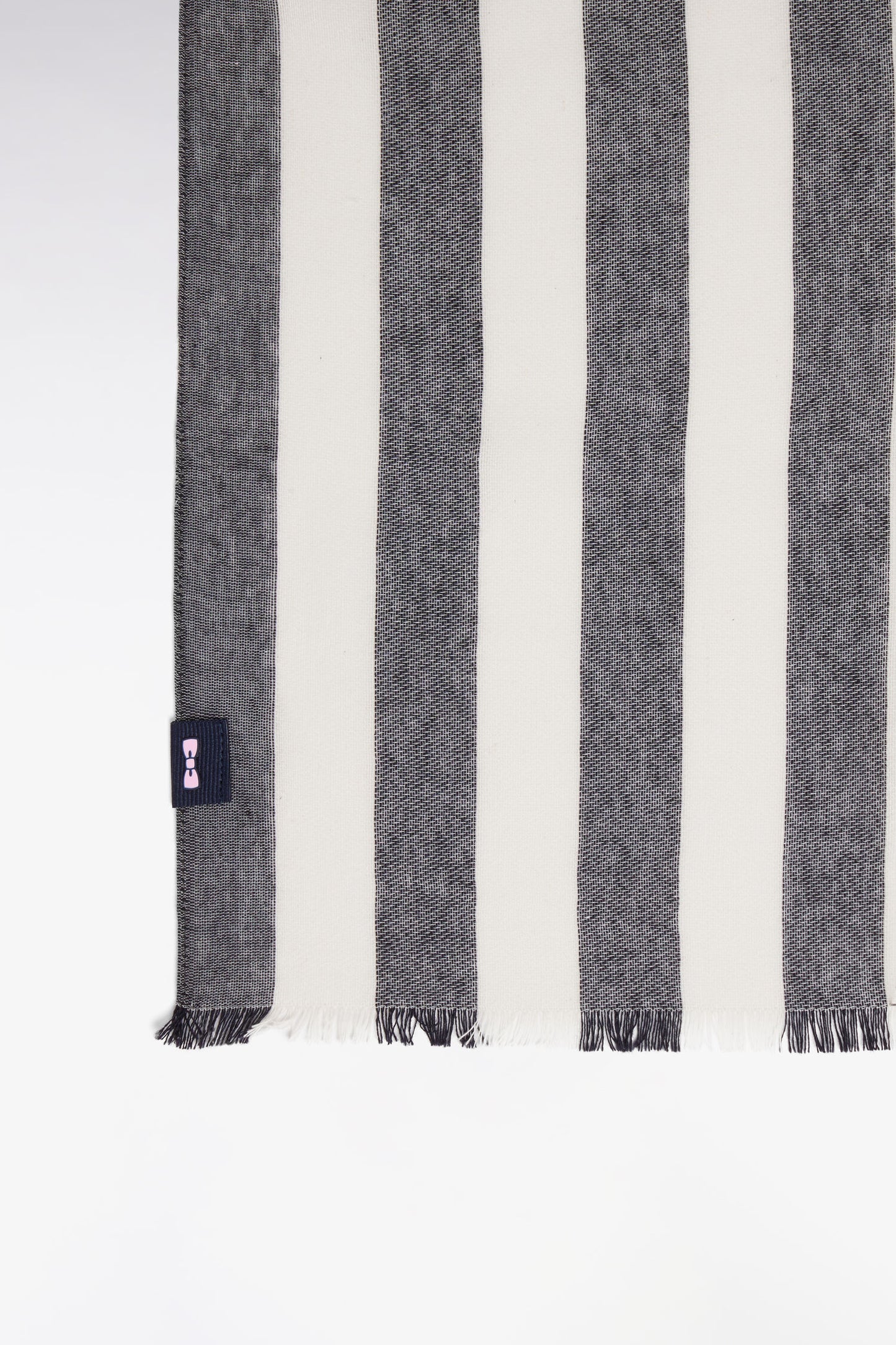 Pink cotton-blend scarf