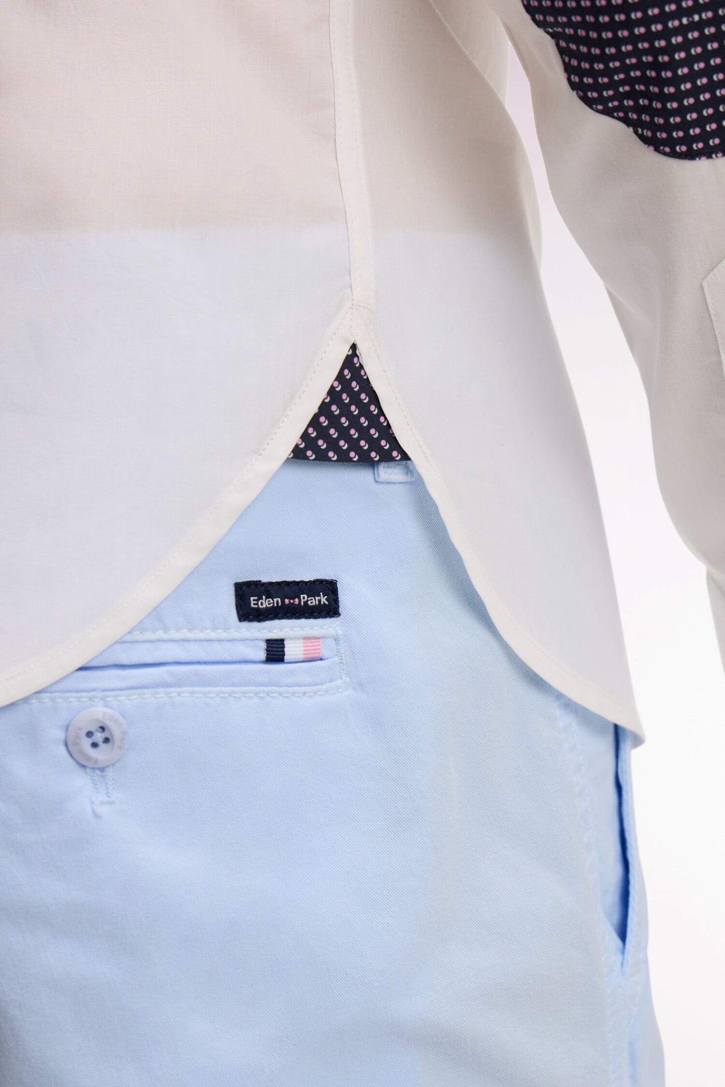 Bermuda chino en gabardine stretch bleu ciel