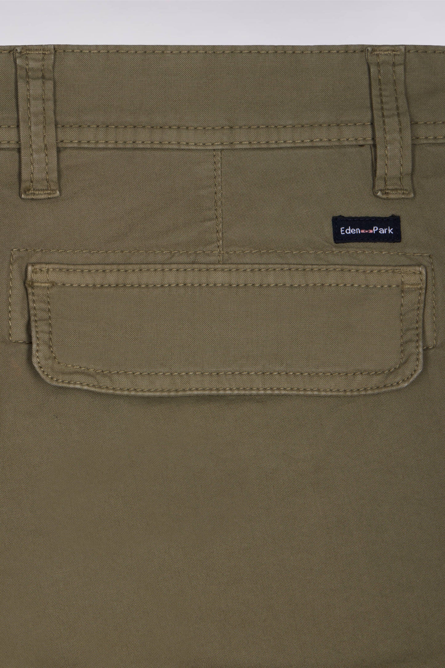 Khaki cotton cargo Bermuda shorts