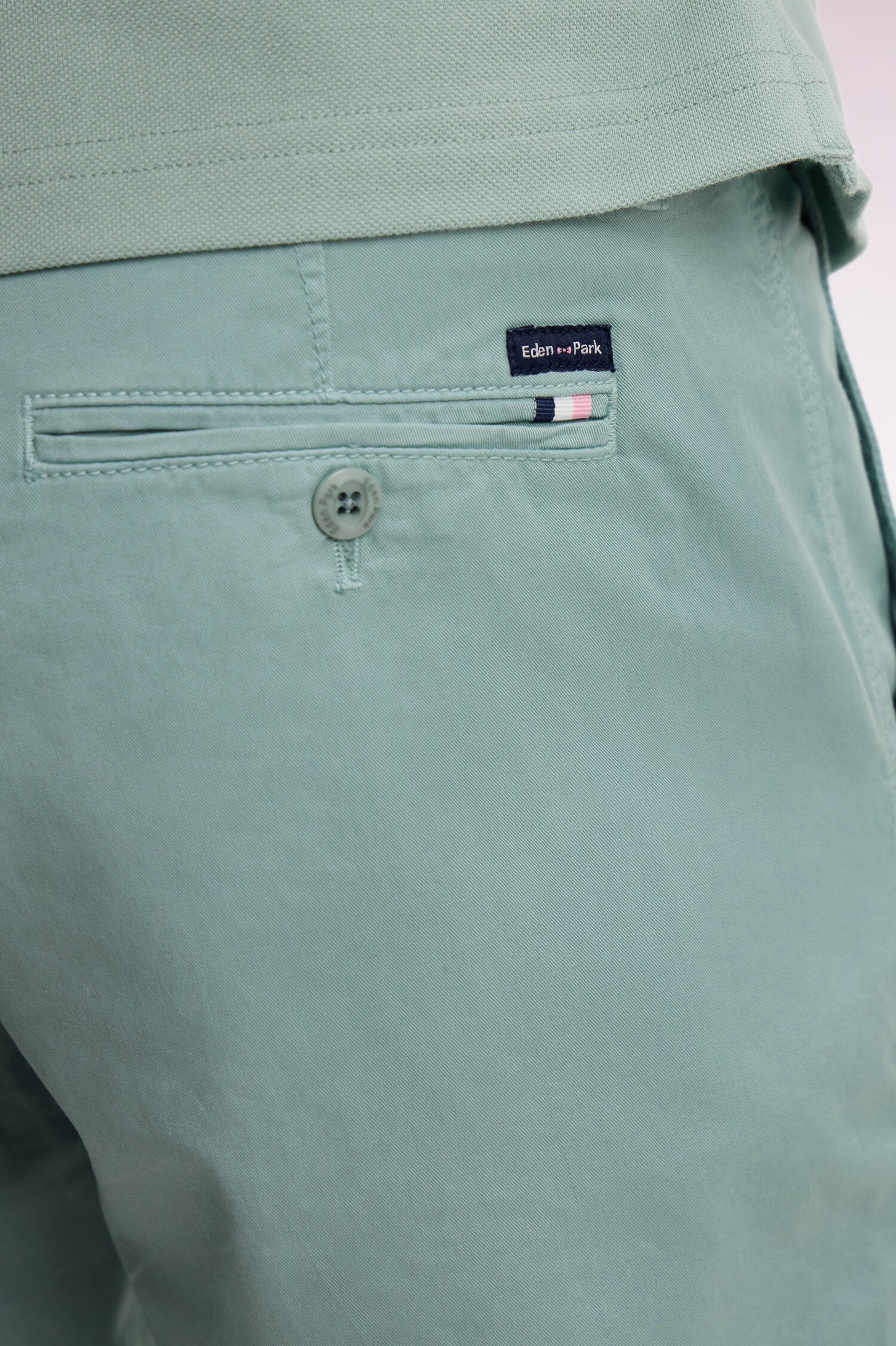 Bermuda chino en gabardine stretch vert d'eau