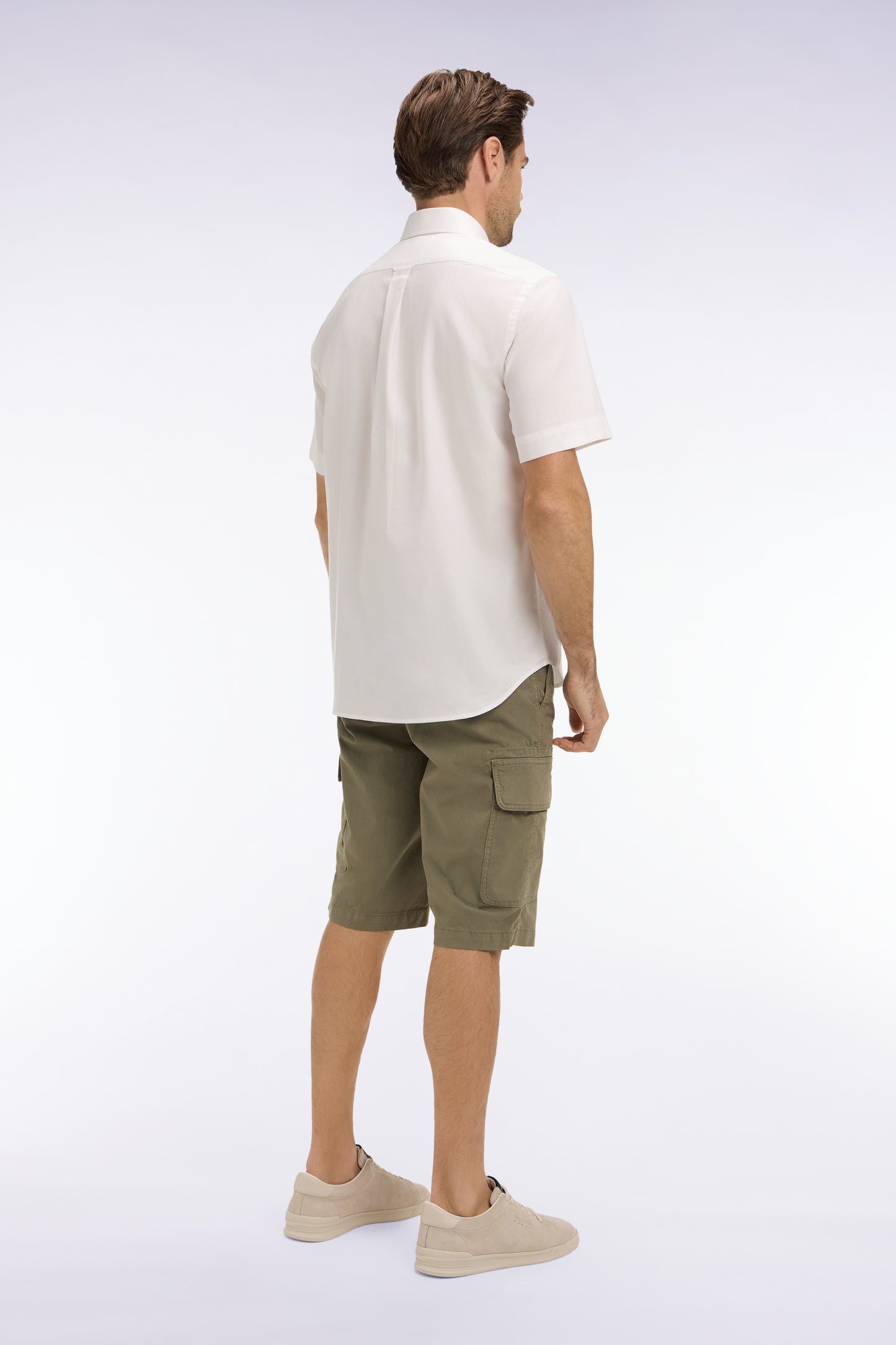 Bermuda chino en gabardine stretch gris clair