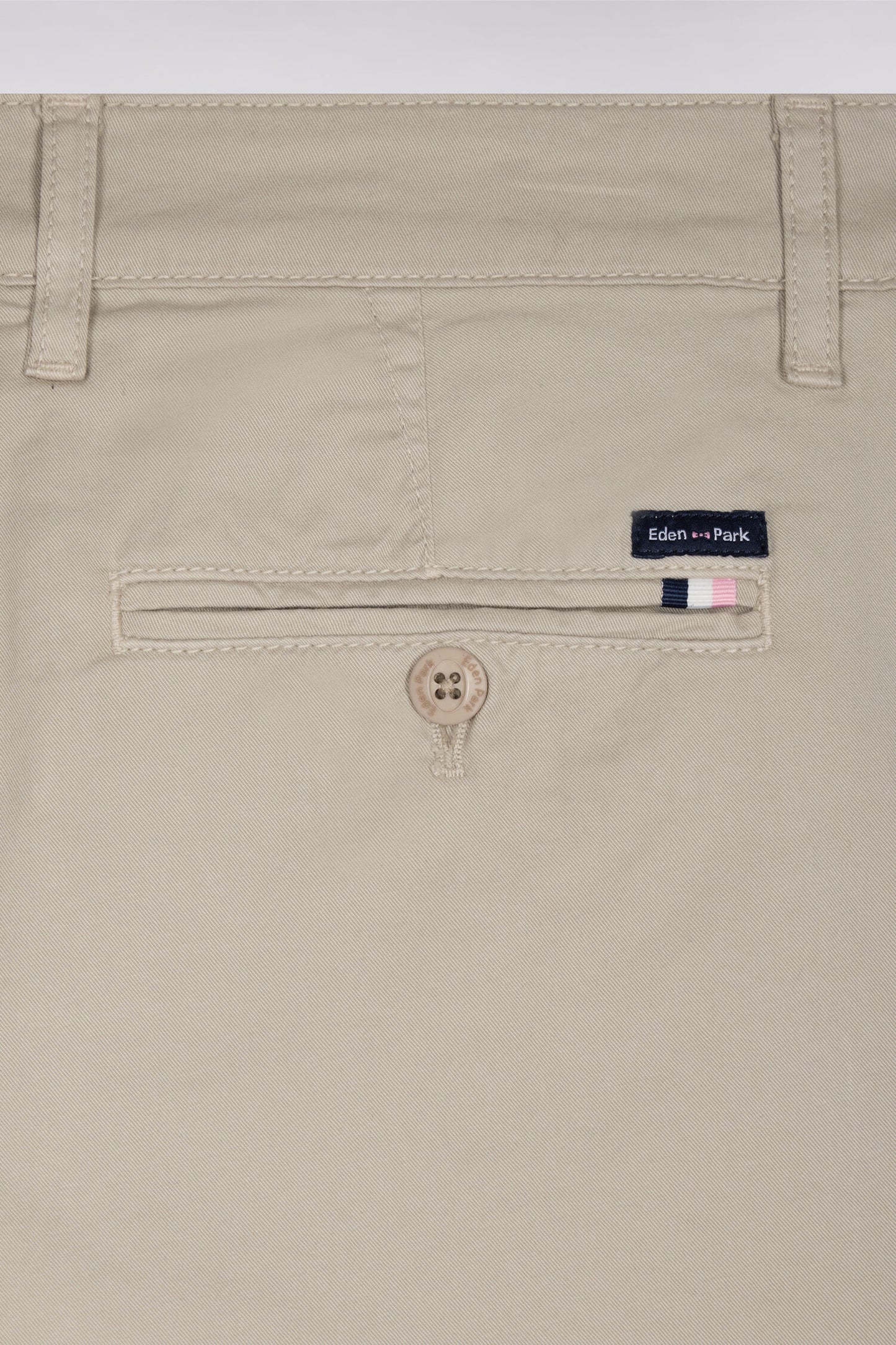 Chino Bermuda shorts in light gray stretch gabardine