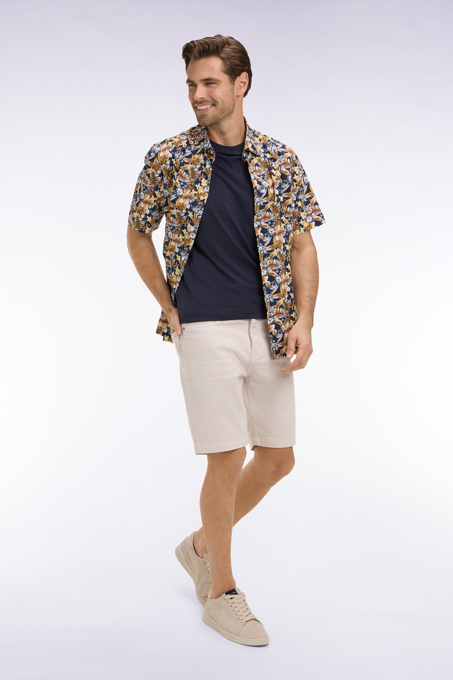 Ecru stretch denim Bermuda shorts