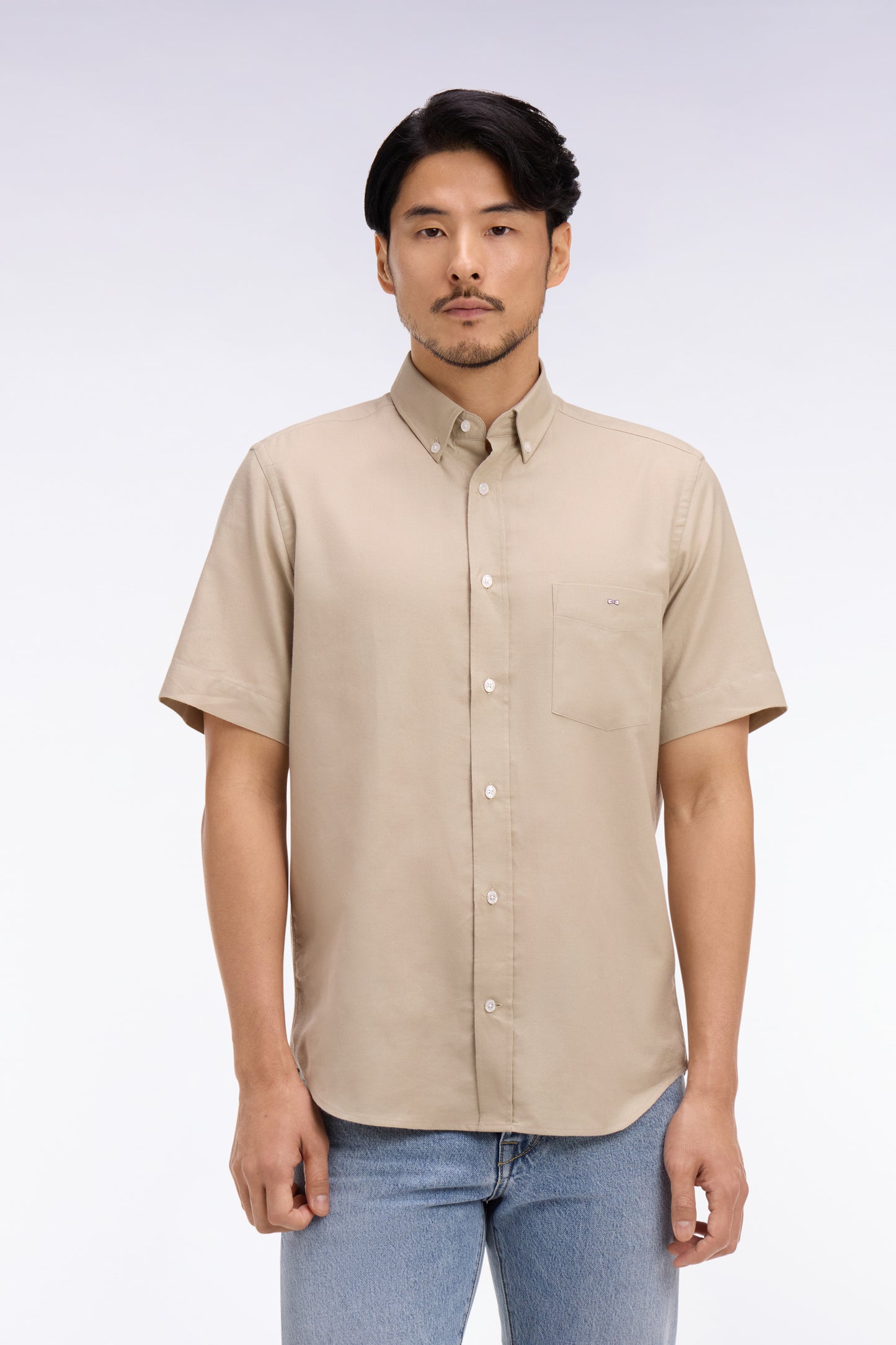Short-sleeved shirt in beige cotton pique