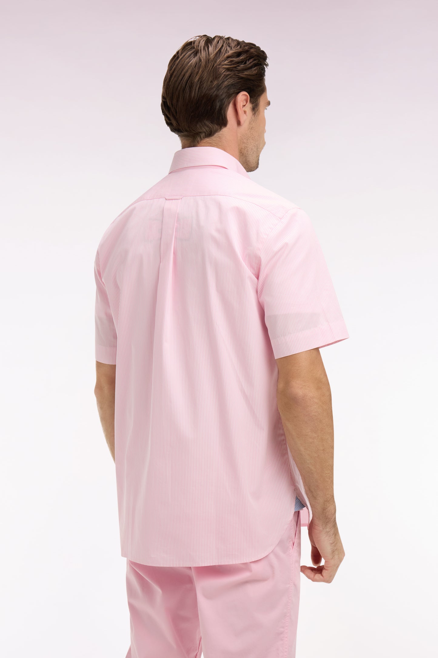 Short-sleeved cotton shirt with pink stick stripes