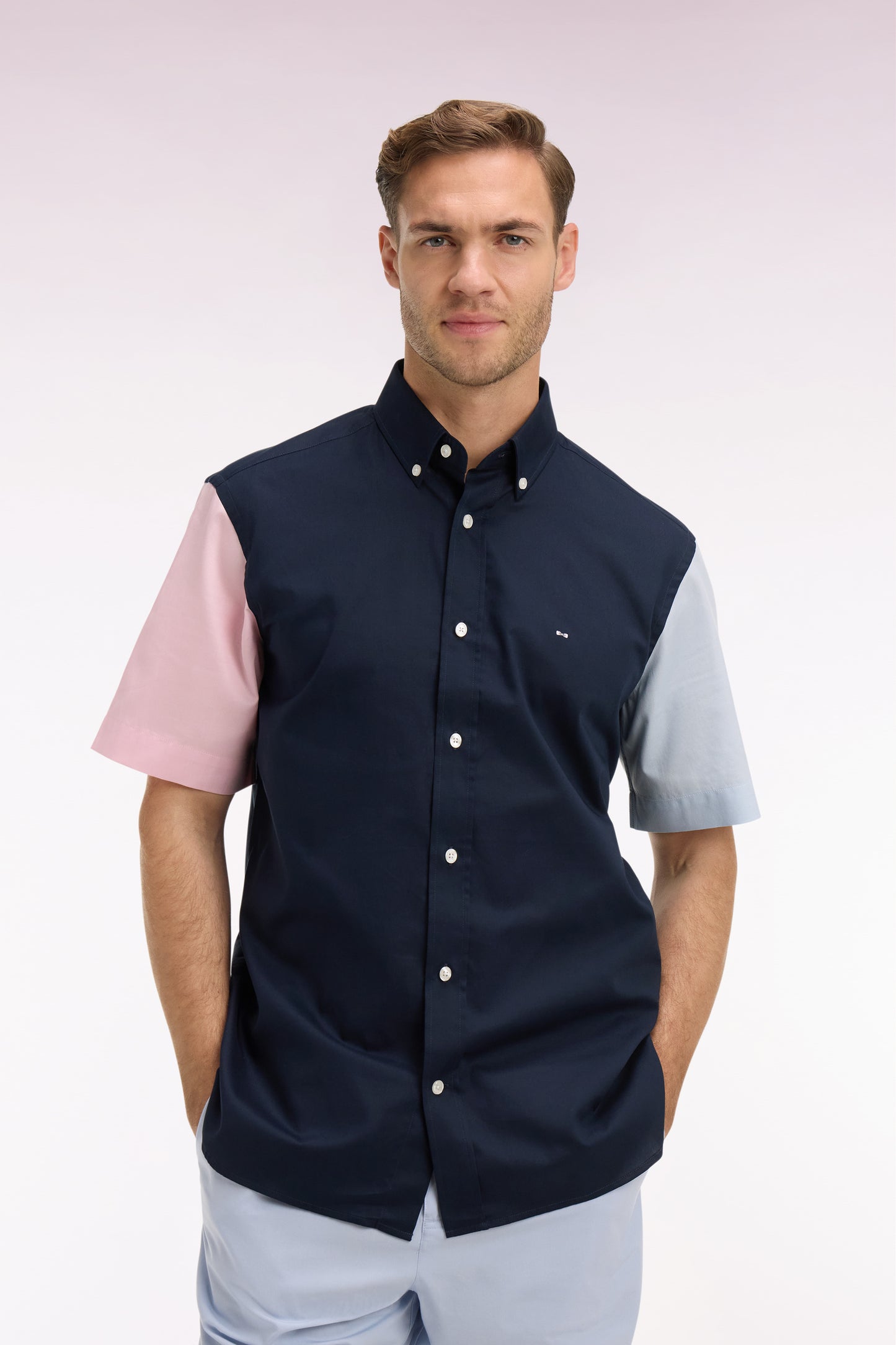 Chemise à manches courtes en coton marine manches bicolores