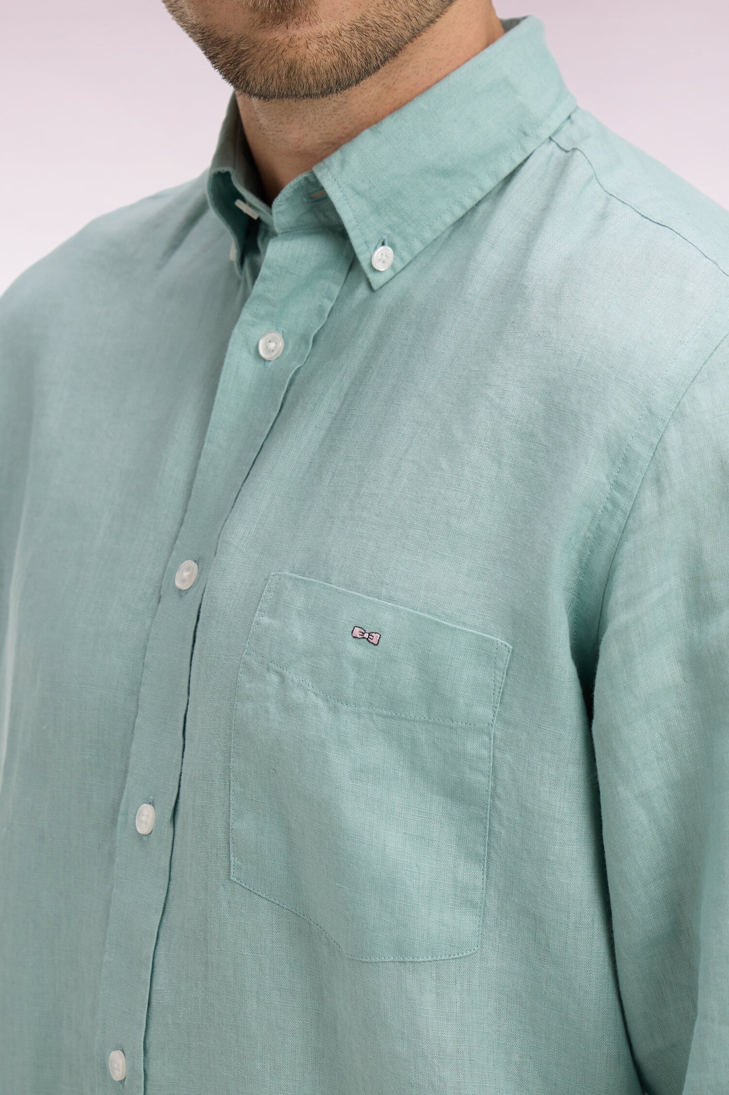 Chemise droite en lin vert d'eau