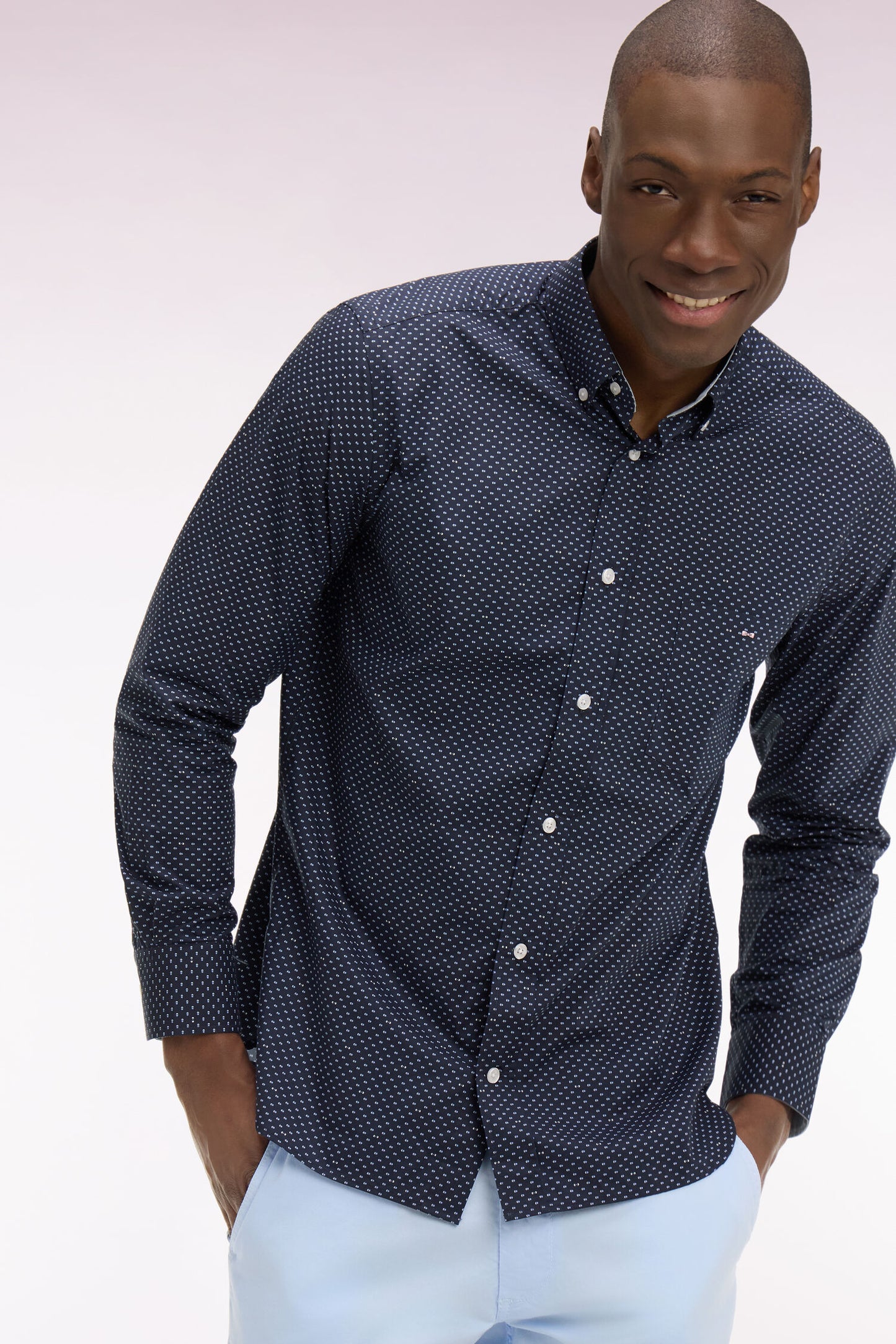 Chemise en popeline de coton bleu ciel à micromotifs coupe regular