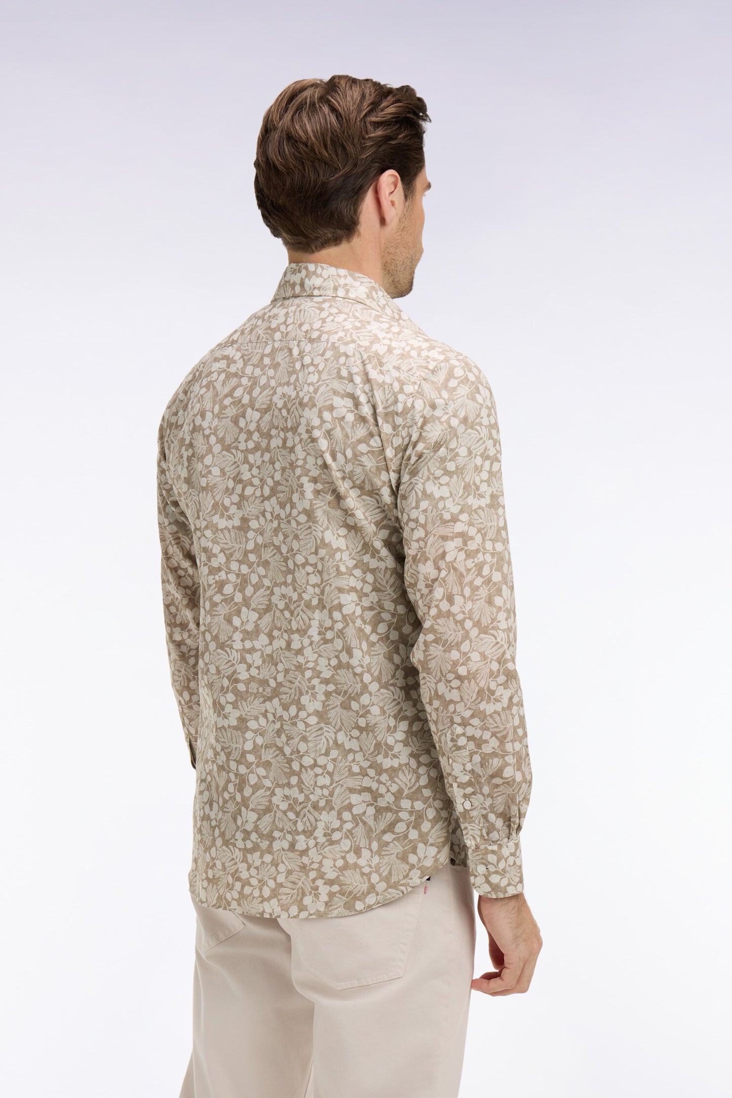 Beige cotton poplin shirt with plant micro-patterns, slim fit
