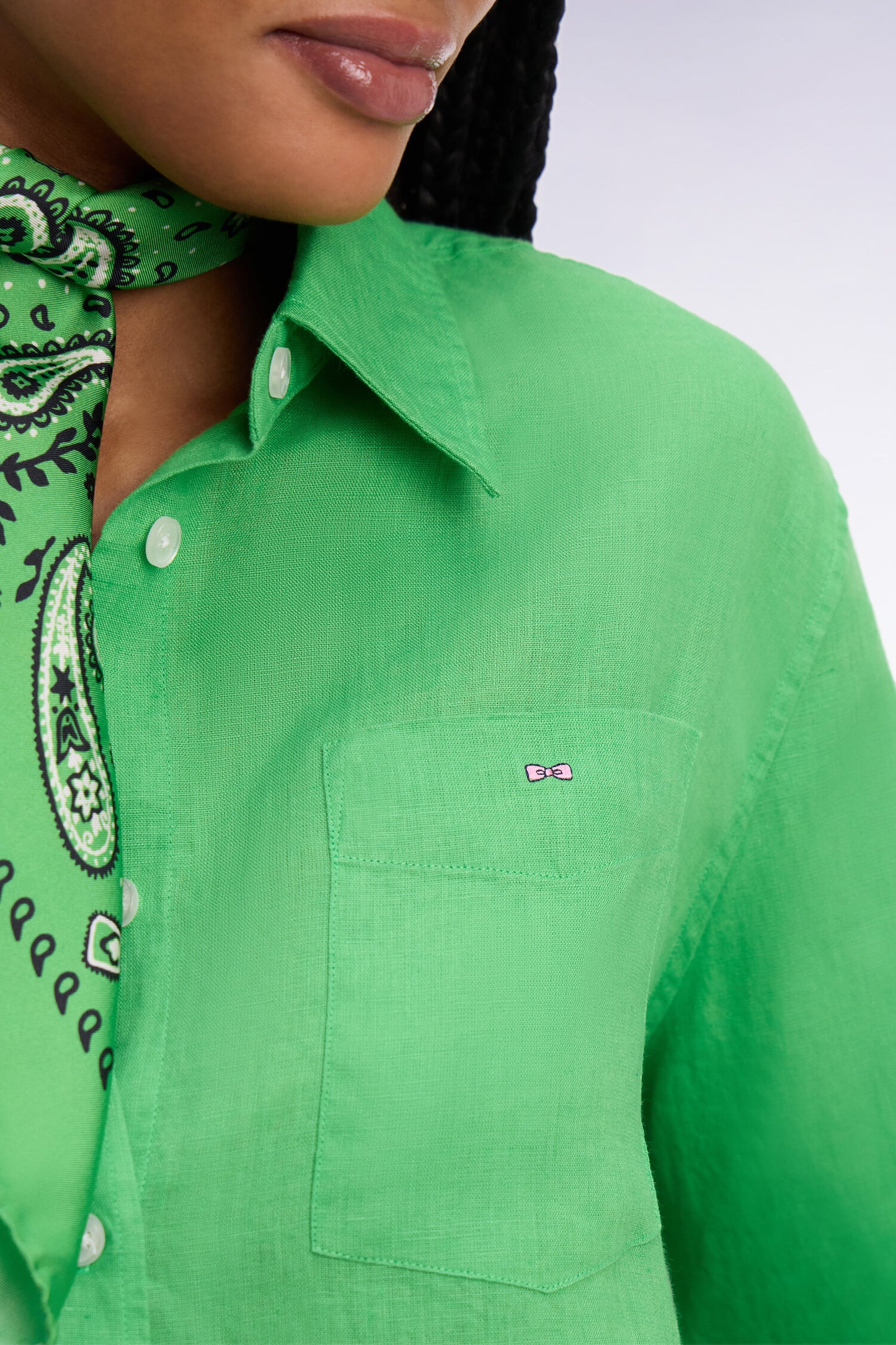 Green linen shirt with patch pockets