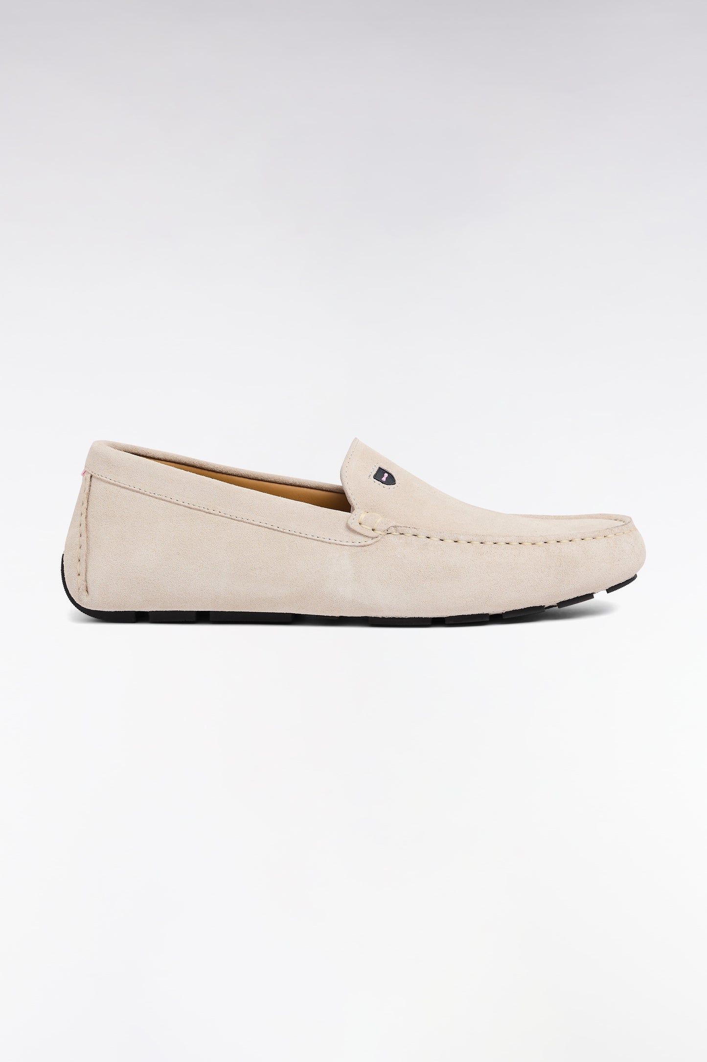 Ecru suede leather moccasins