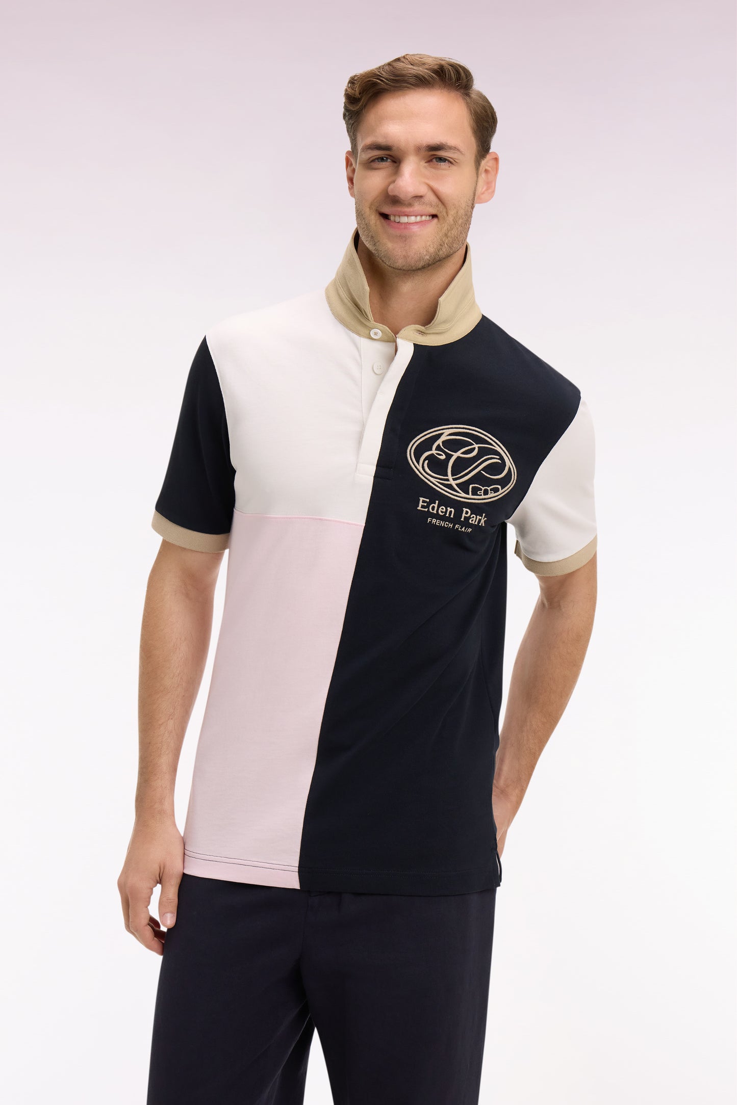 Navy short-sleeved jersey with graphic cutouts and regular-fit embroidery