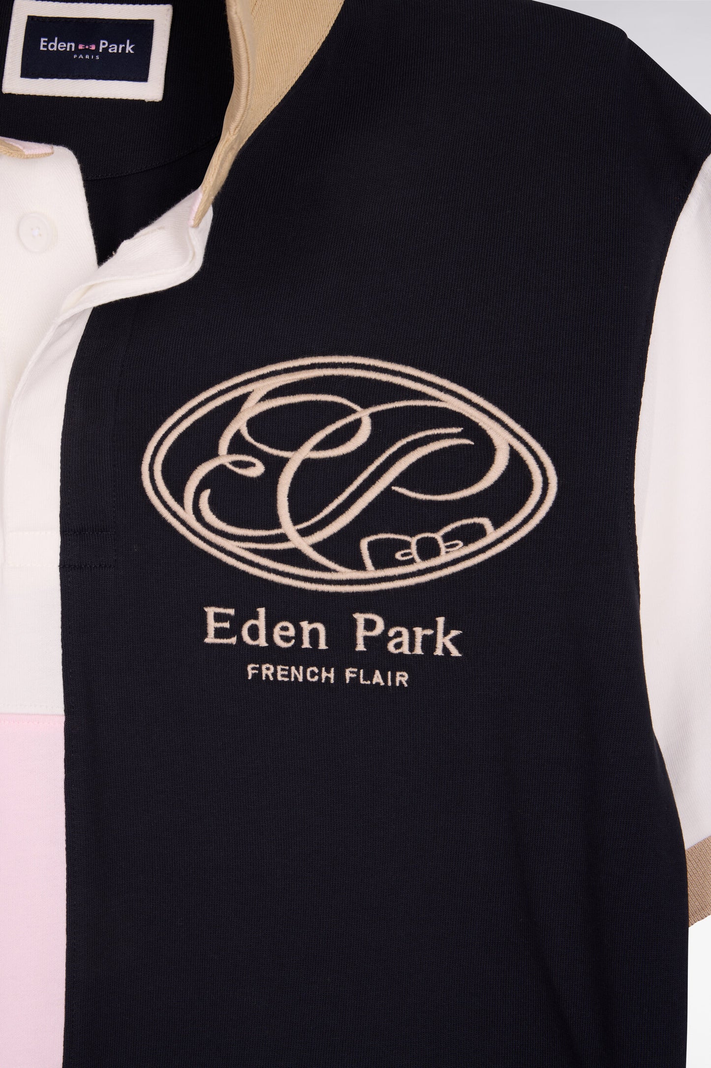 Navy short-sleeved jersey with graphic cutouts and regular-fit embroidery