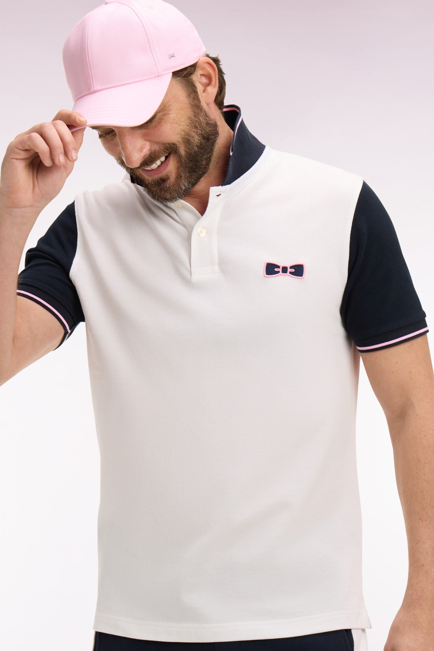 Polo à manches courtes en coton blanc à broderie patchée coupe regular