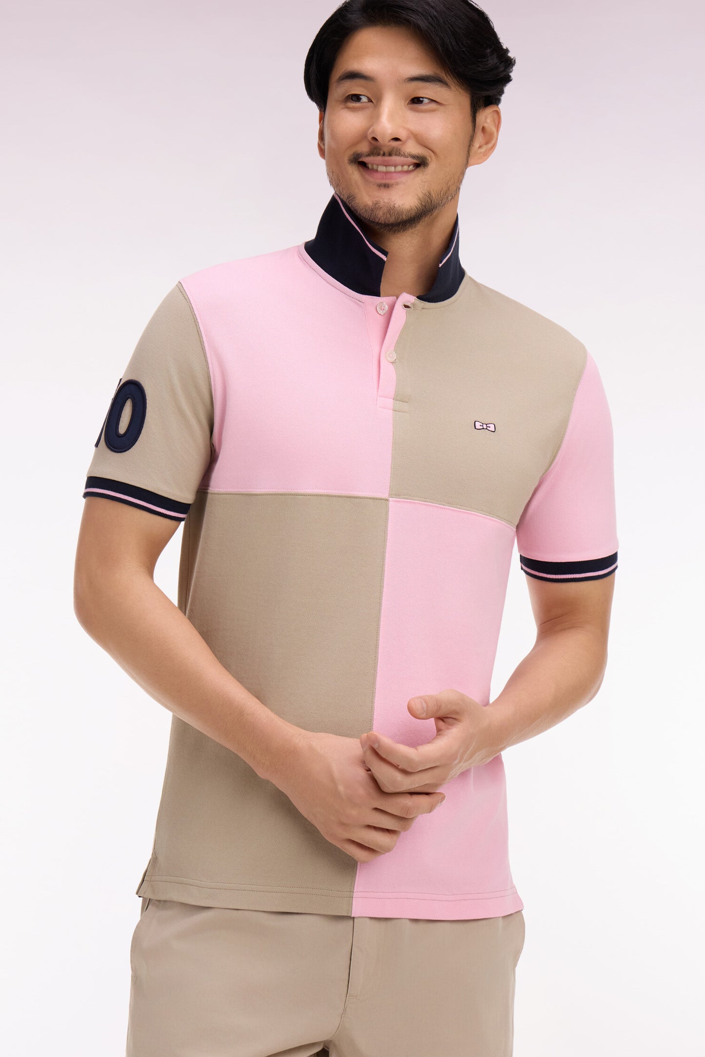 Polo à manches courtes en coton beige et rose à cadrans coupe regular