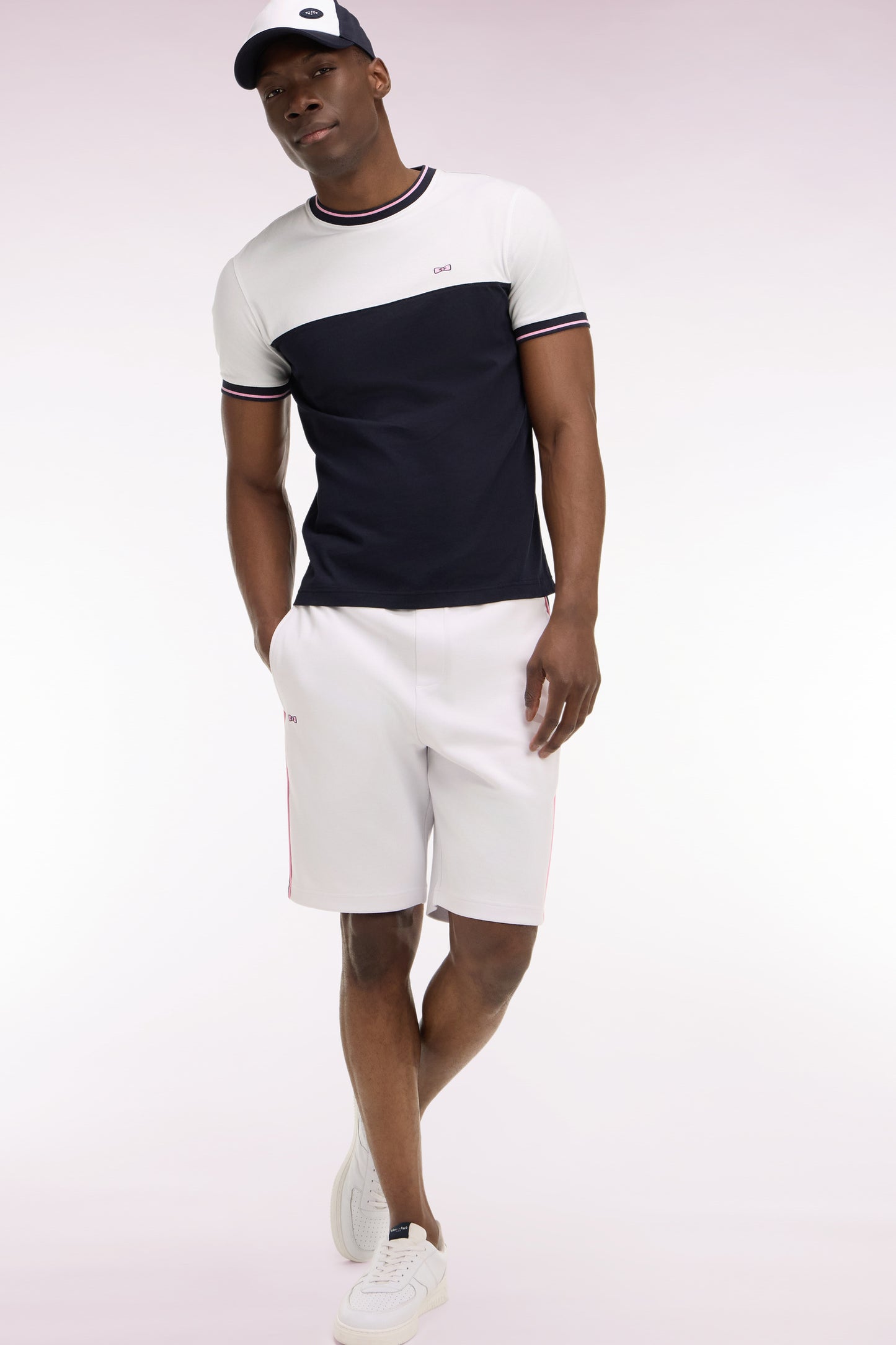 Short en interlock à découpes blanc et marine