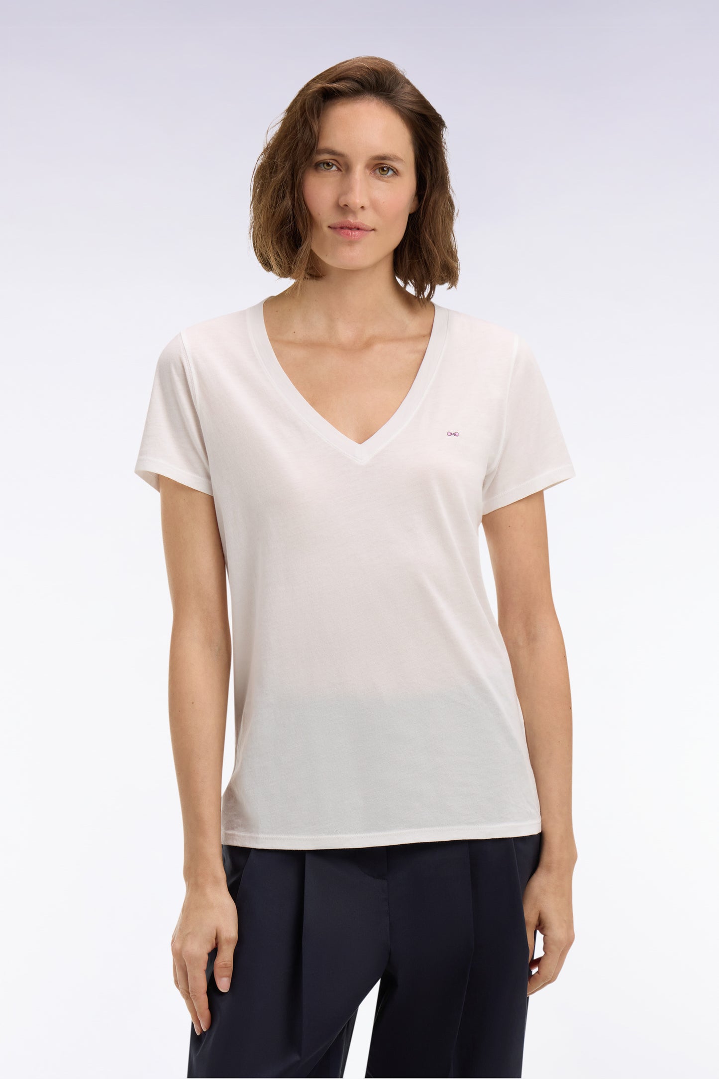 White Pima cotton short-sleeved V-neck T-shirt, regular fit