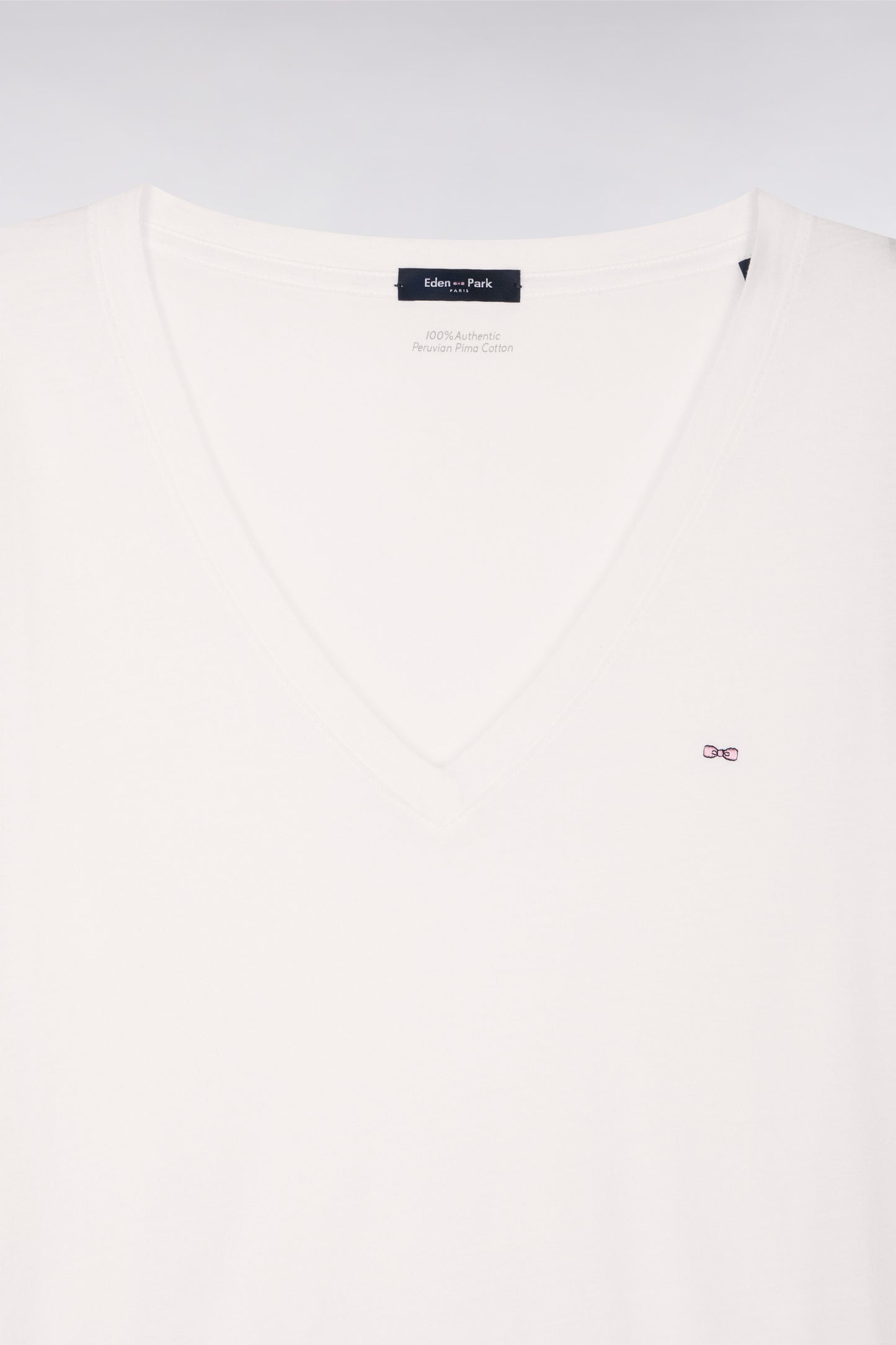 White Pima cotton short-sleeved V-neck T-shirt, regular fit