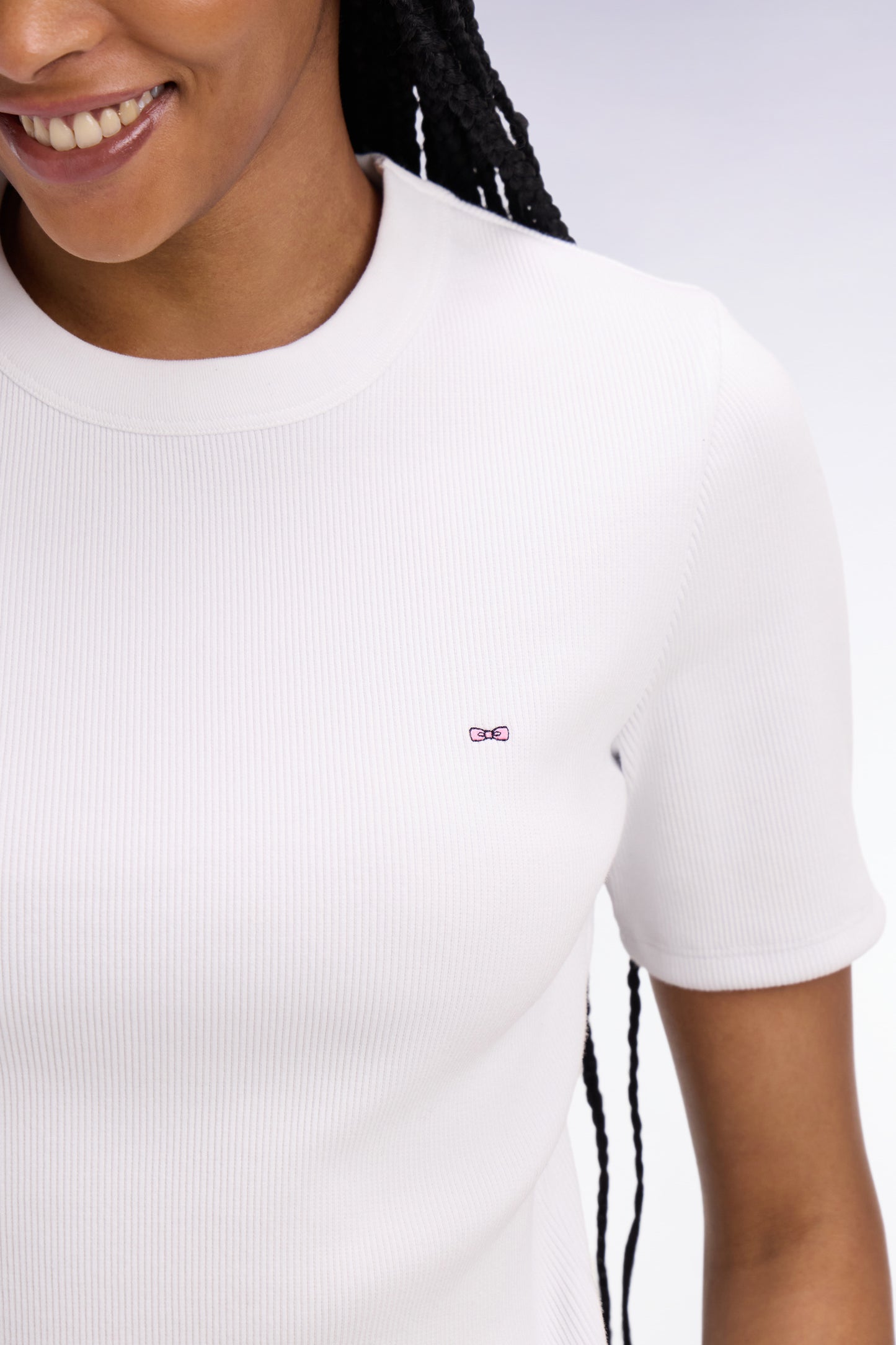 T-shirt col rond à manches courtes blanc coupe slim