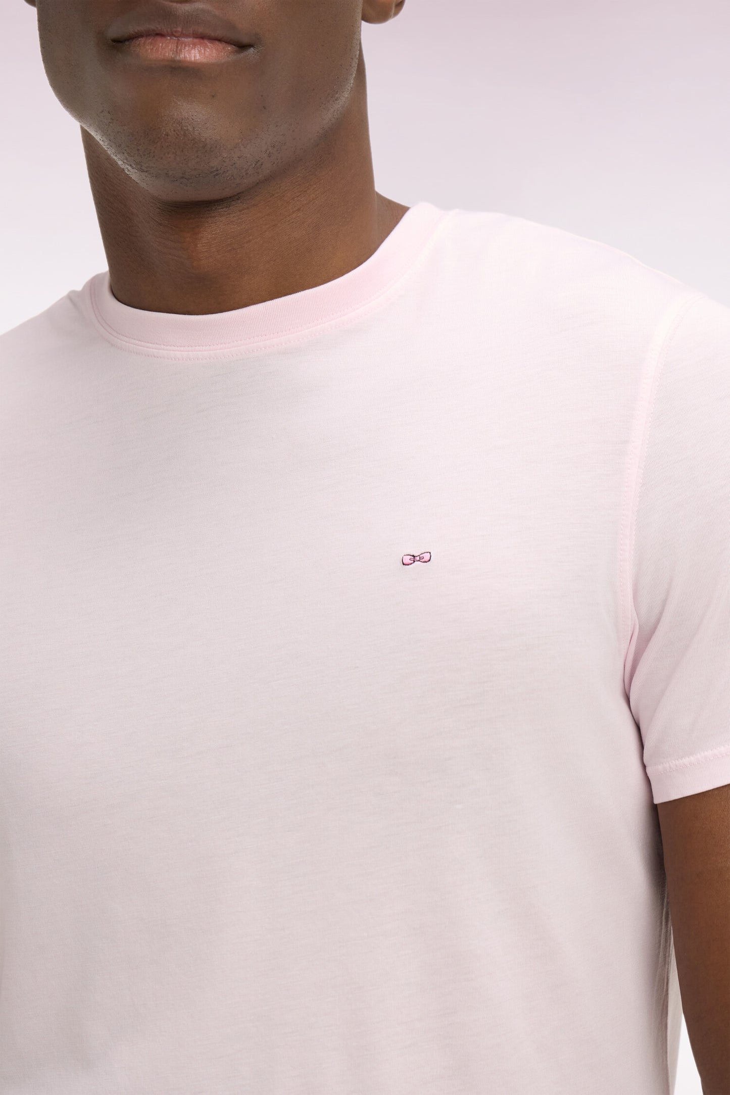 T-shirt à manches courtes en lyocell et coton rose coupe regular