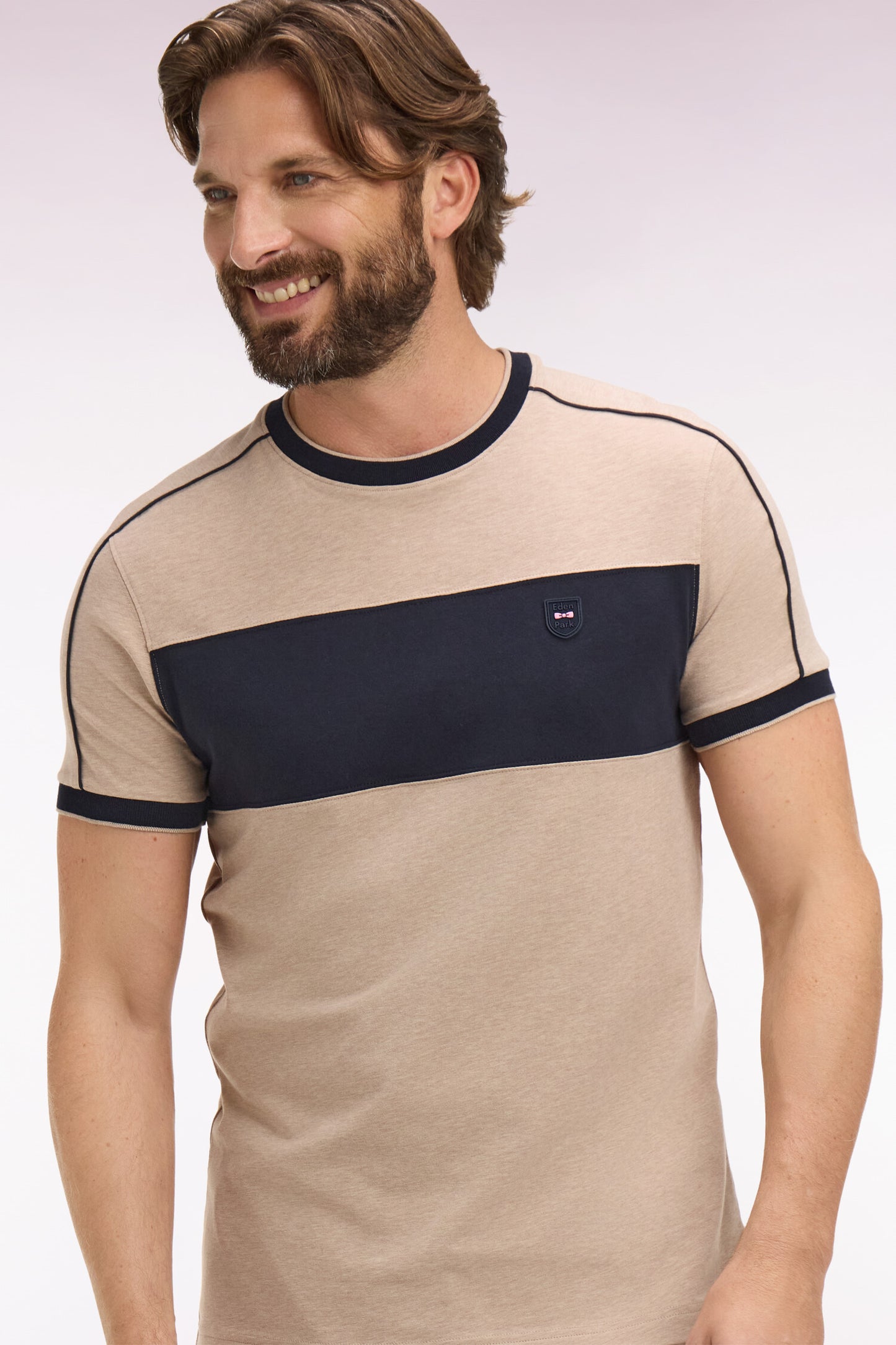 Short-sleeved beige stretch cotton T-shirt with cutouts, slim fit