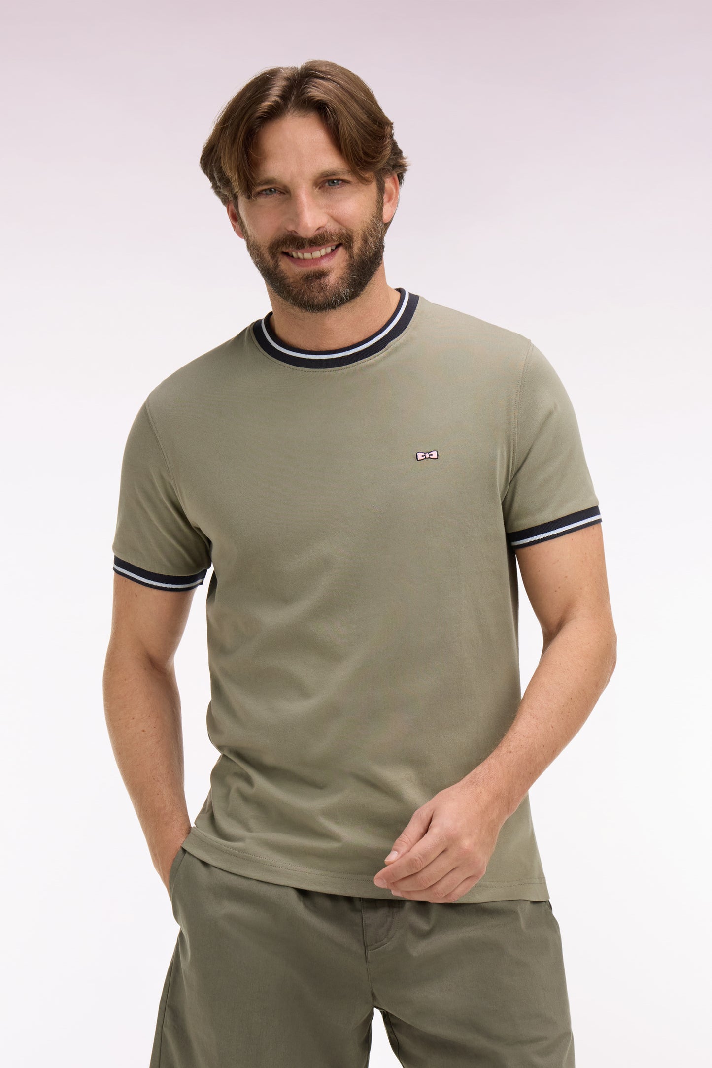 T-shirt à manches courtes en coton kaki brodé coupe regular