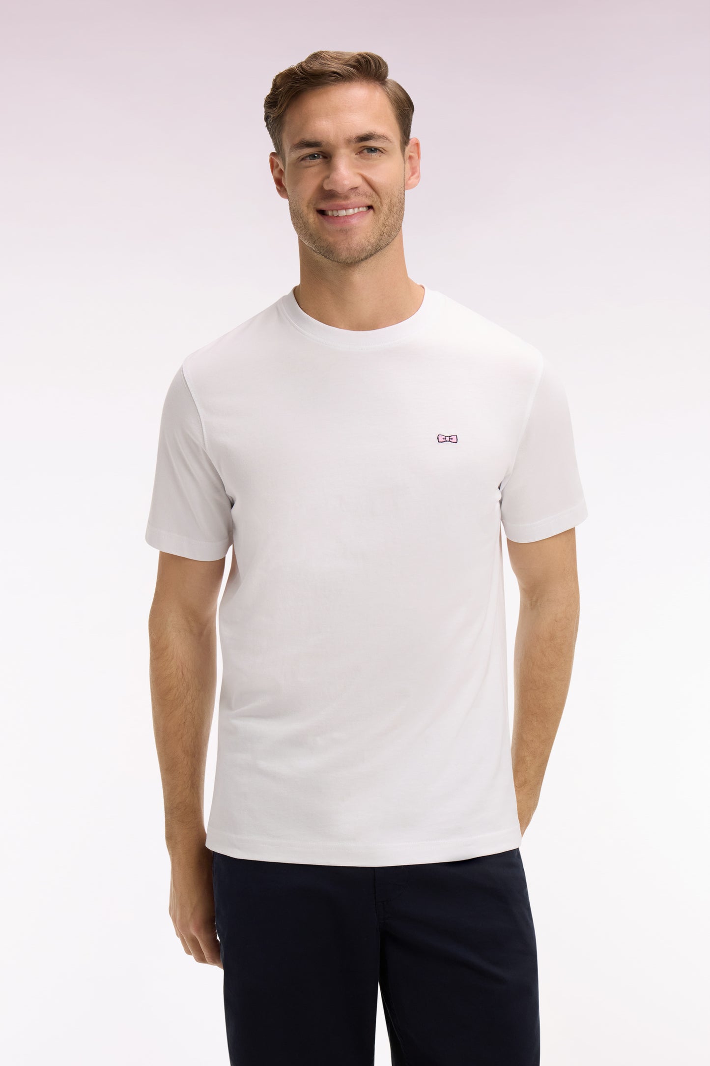 White short-sleeved regular-fit screen-printed T-shirt