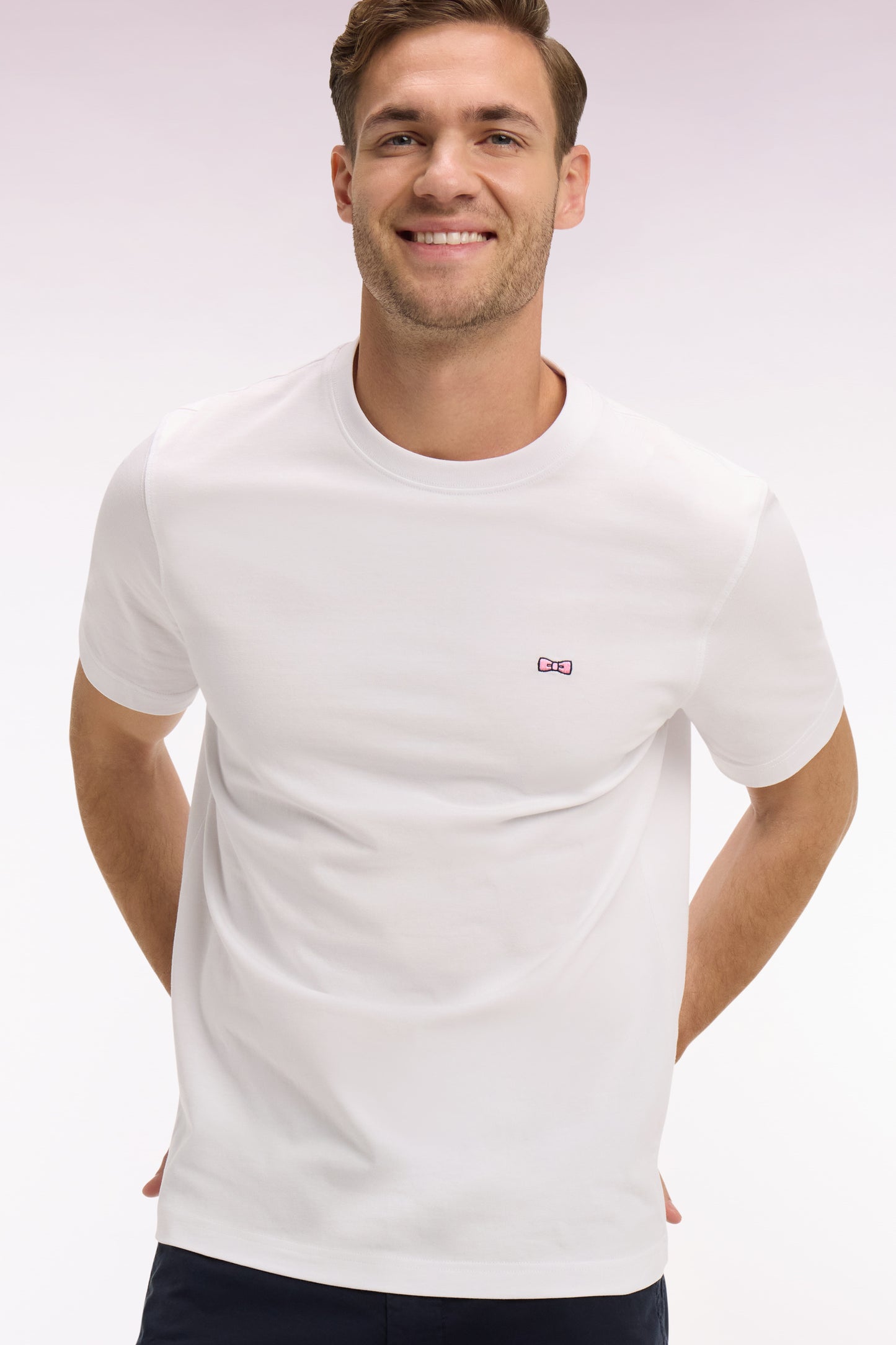 White short-sleeved regular-fit screen-printed T-shirt