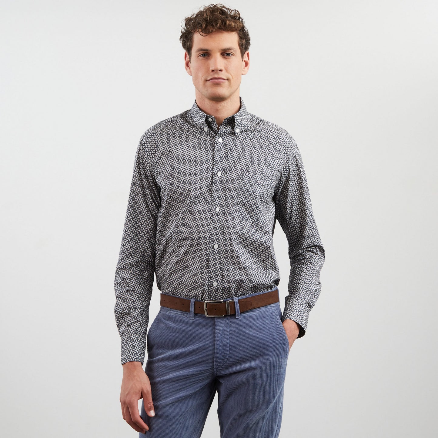 Dark blue straight-cut cotton shirt with exclusive print