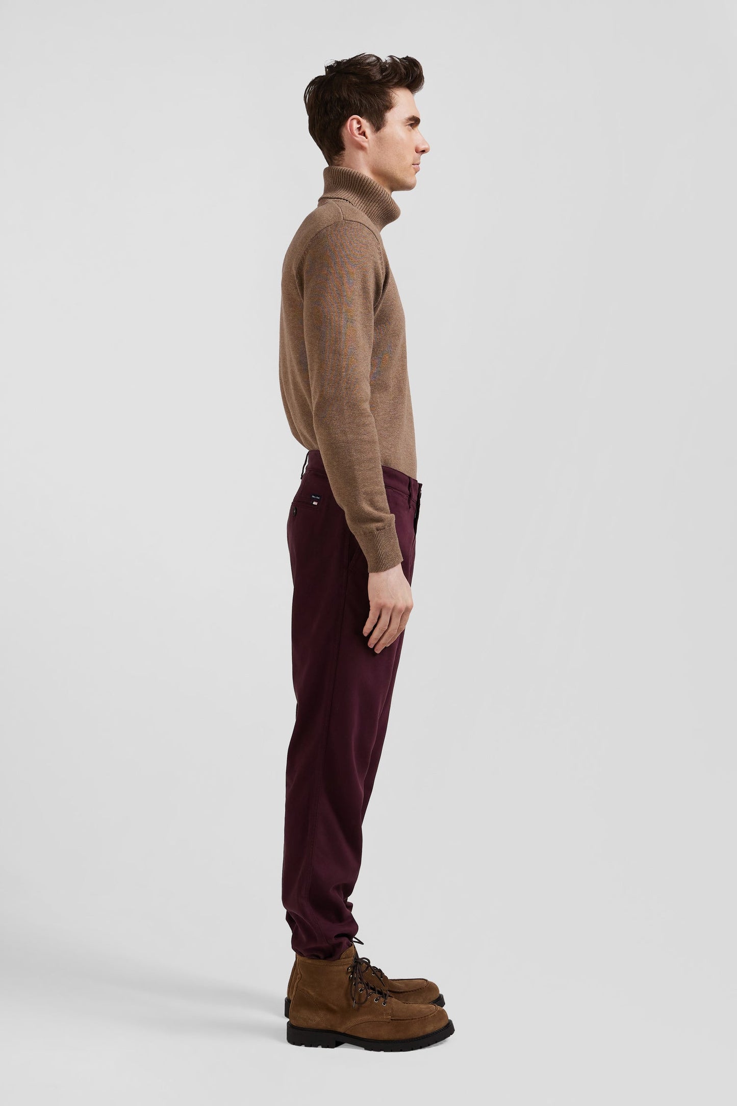 Pantalon chino en piqué de coton stretch et modal bordeaux coupe Regular - Image 5