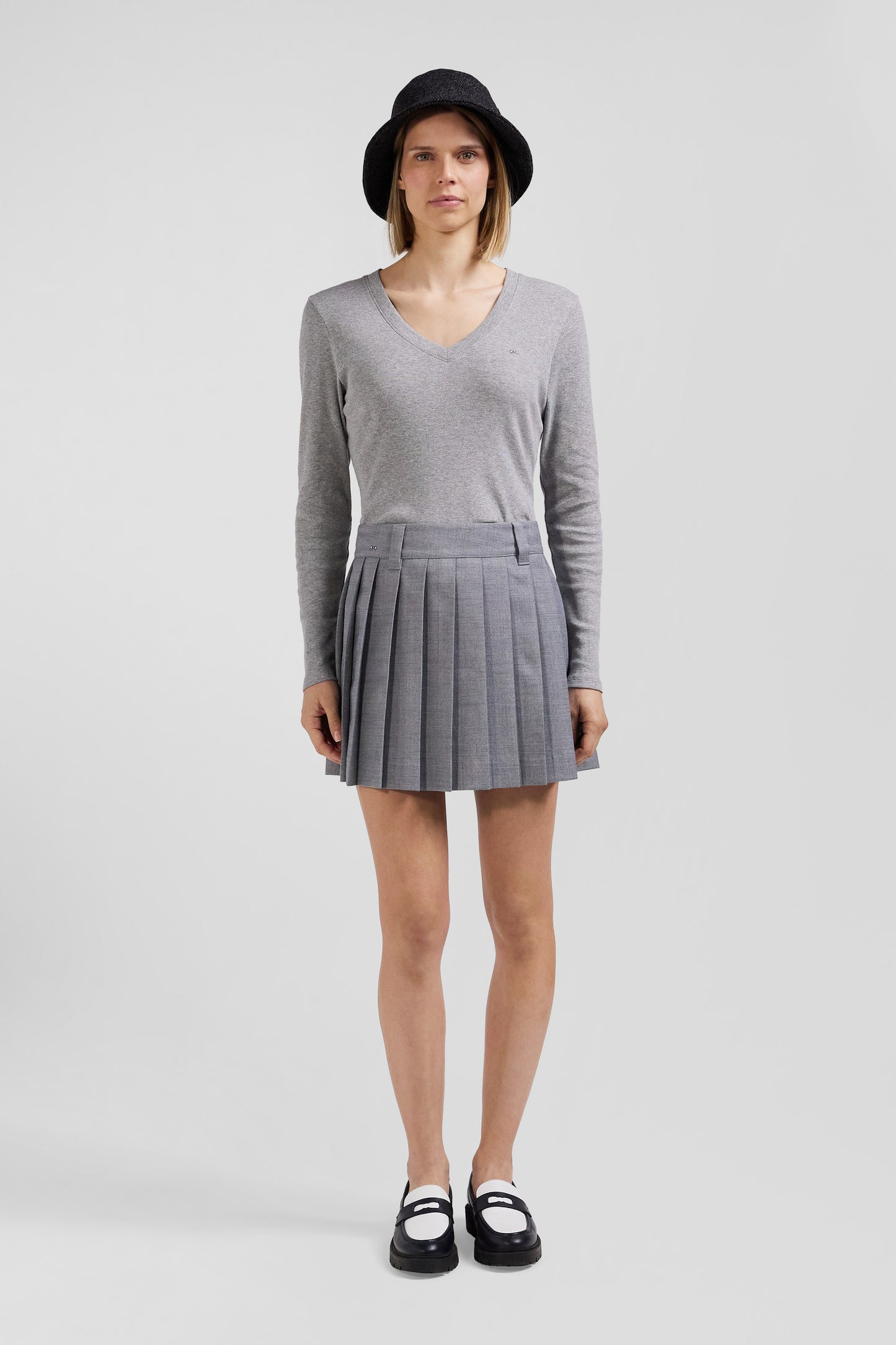 Pleated grey blended wool skirt