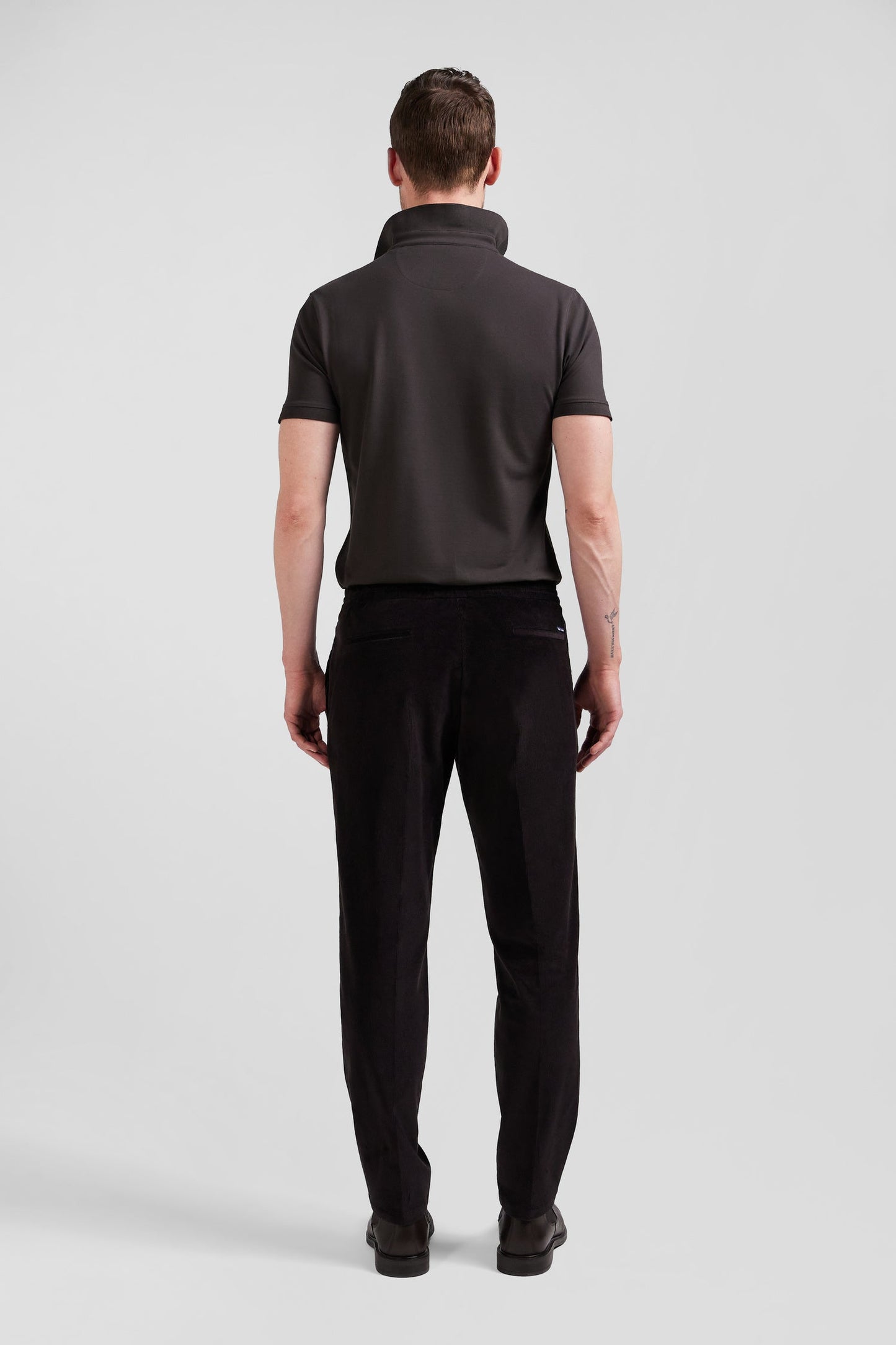 Pantalon en velours côtelé marron taille élastiquée coupe Modern - Image 6