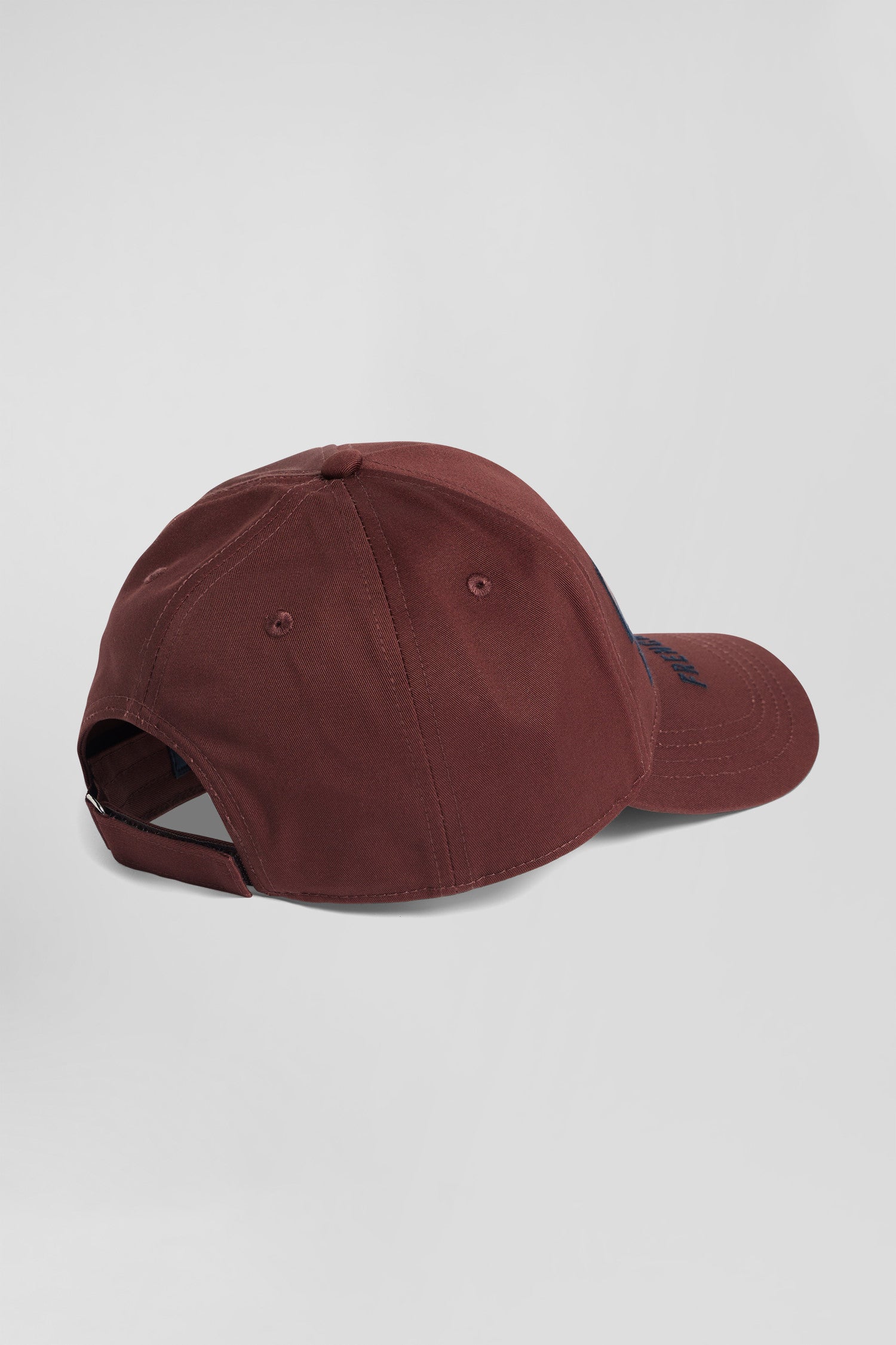 Casquette en coton bordeaux nœud papillon