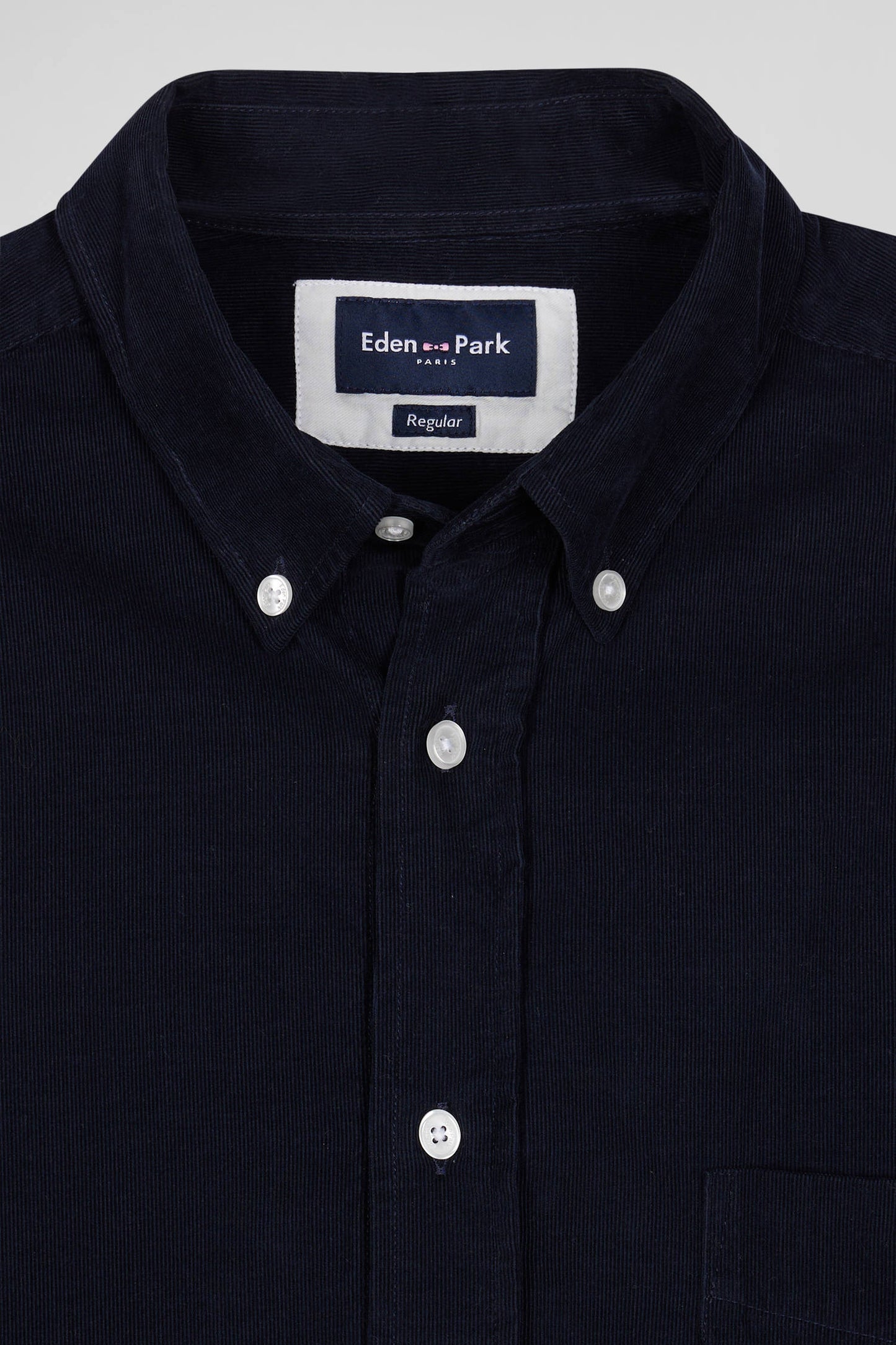 Navy corduroy shirt with button-down collar and regular-fit breast pocket